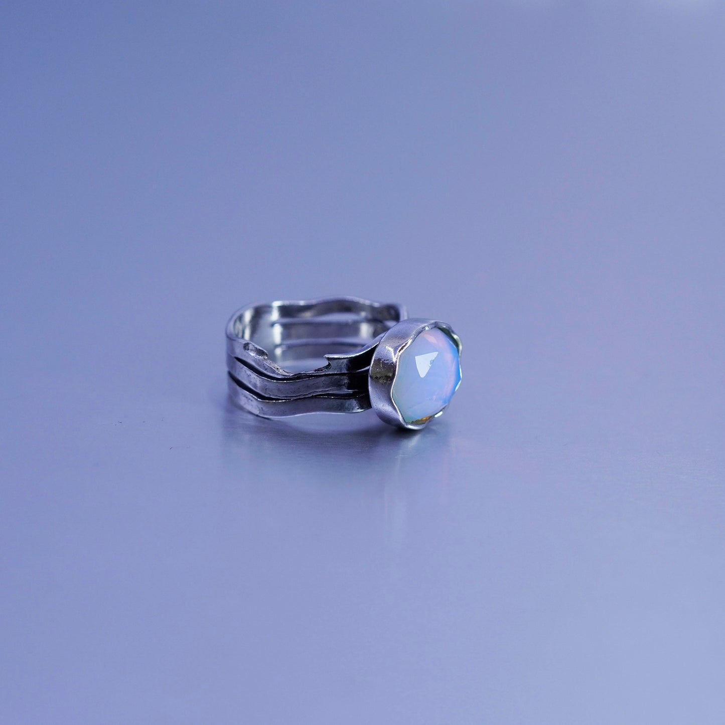 Size 7, vintage Sterling 925 silver handmade ring with moonstone