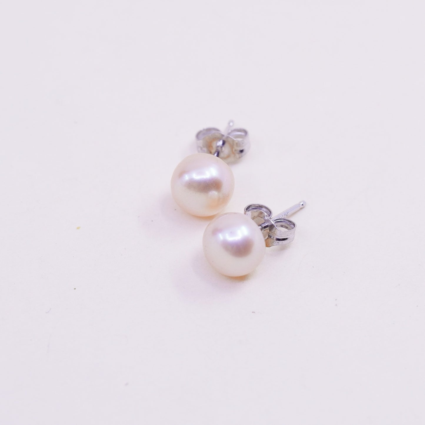 Vintage sterling silver earrings, 925 studs with orange pearl