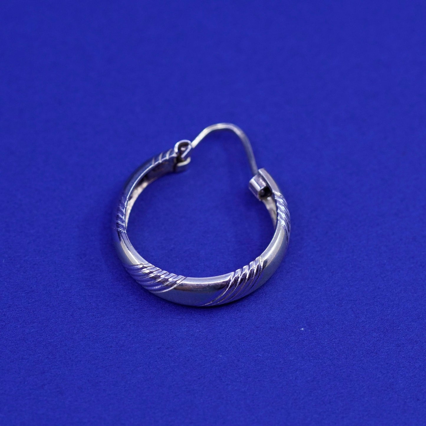 1”, Italy vermeil gold over Sterling 925 silver textured hoop earrings, huggie