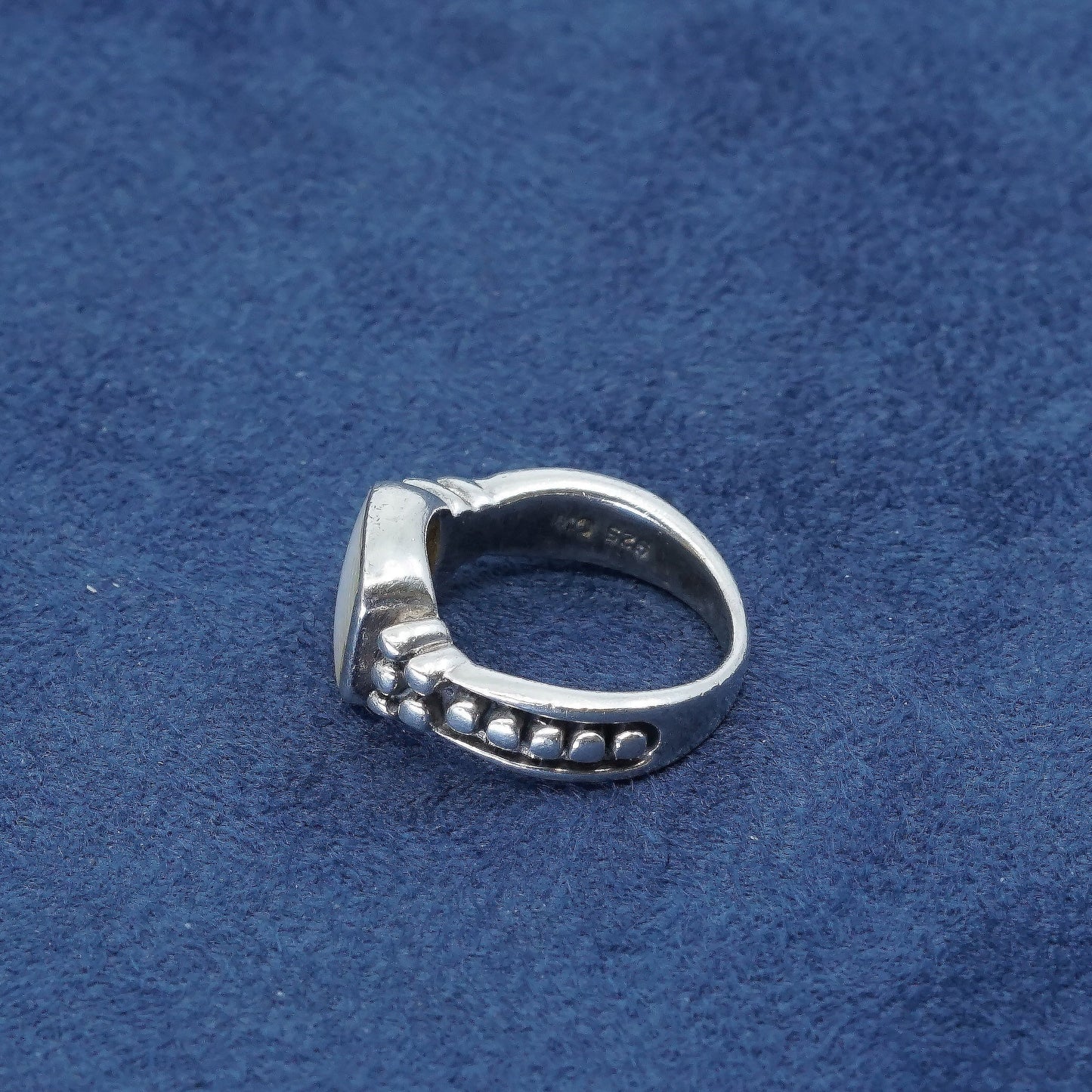 Size 5, vtg sterling silver handmade ring, 925 w/ MOP N beads