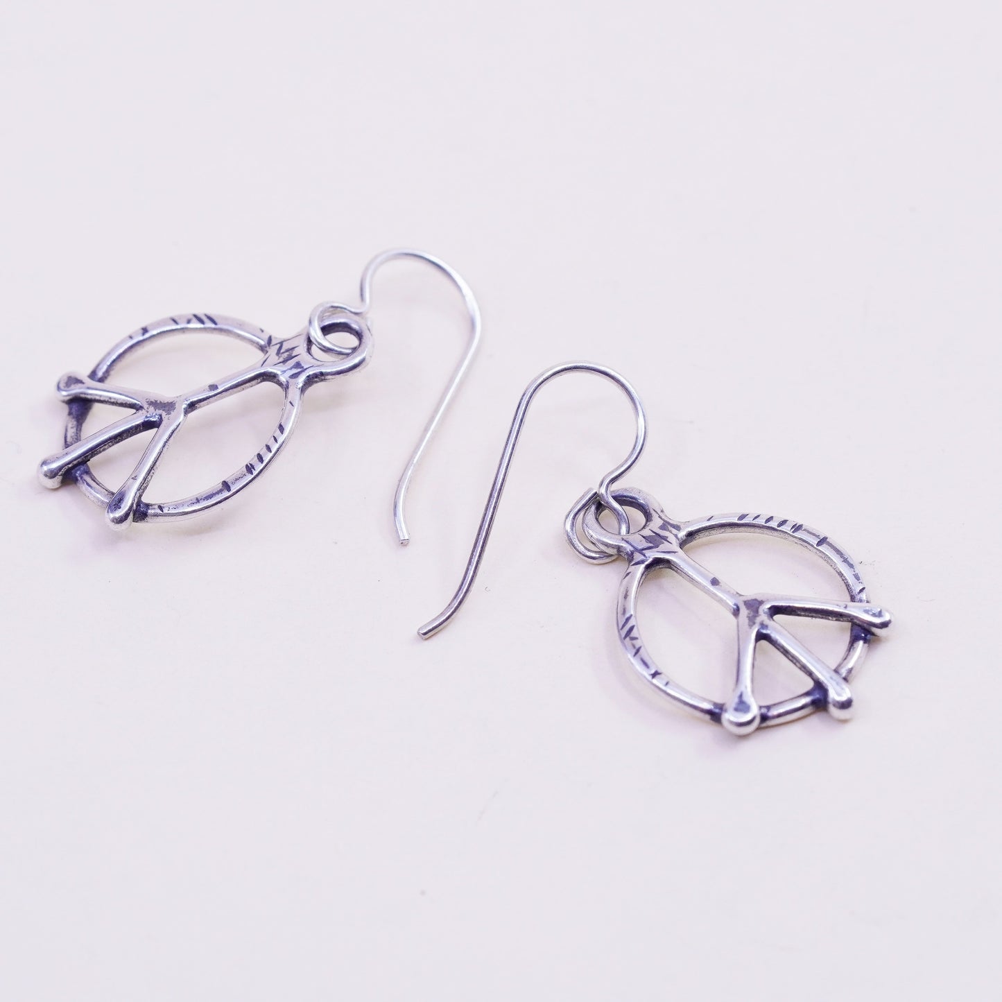 Vintage Israel Sterling 925 Silver Hammered peace CND sign Earrings