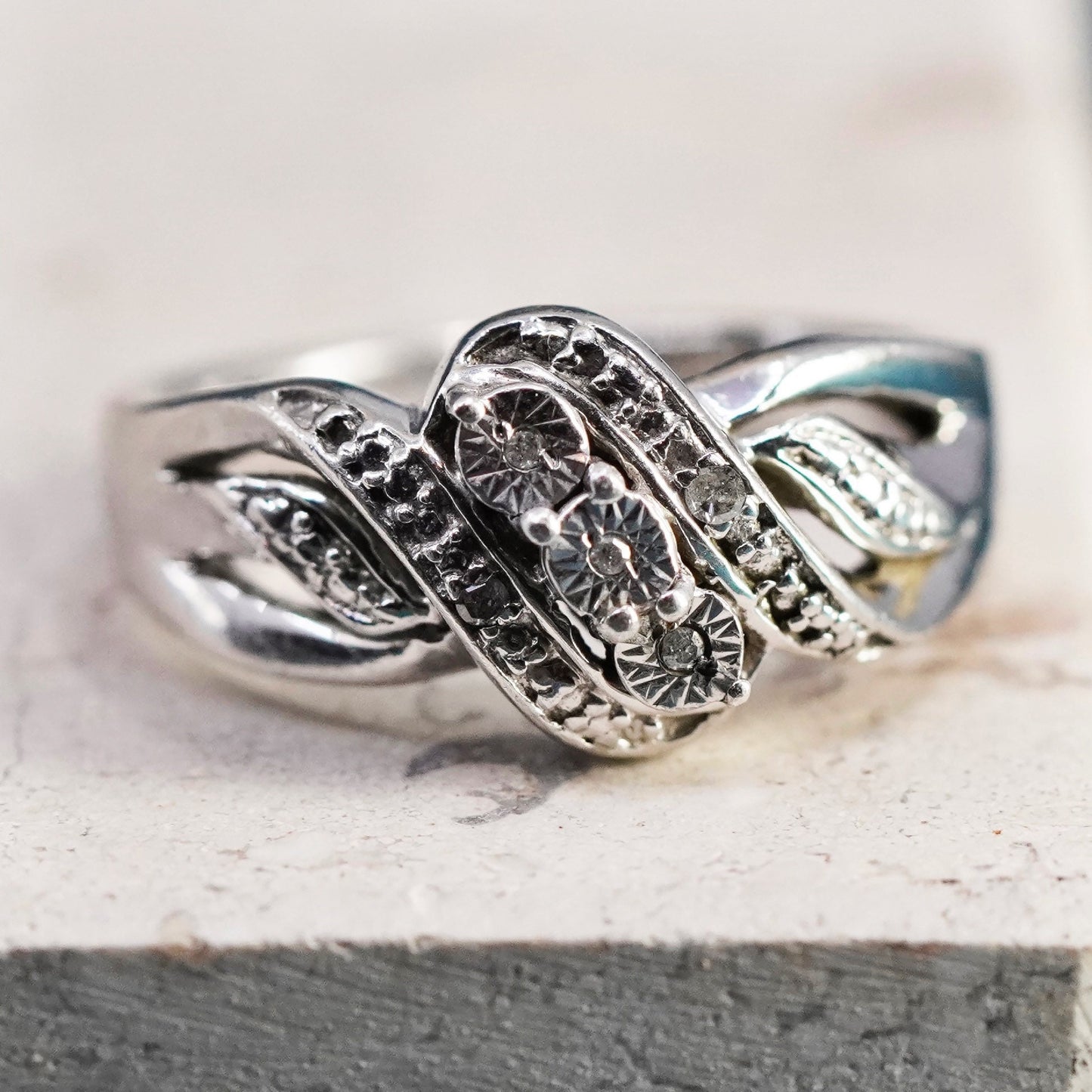 Size 7, vintage Sterling 925 silver handmade ring with genuine diamond