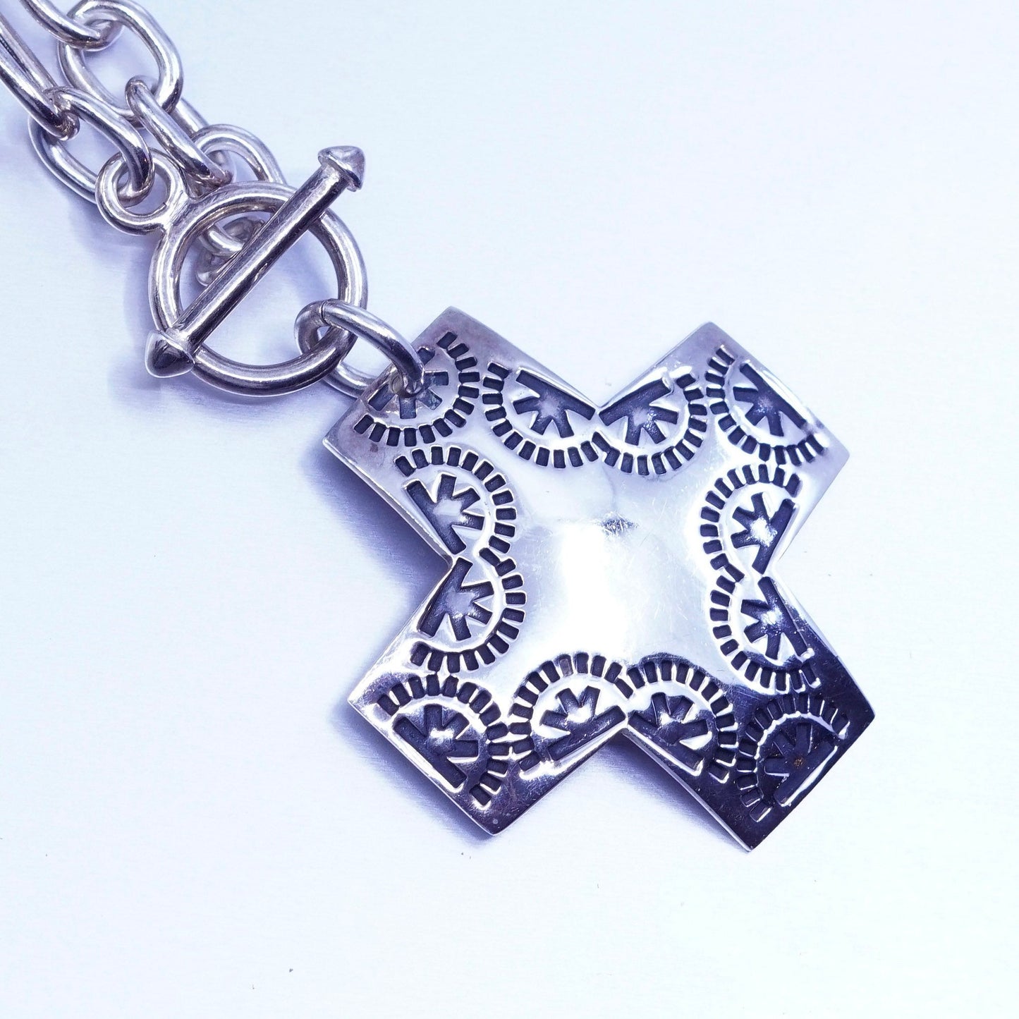 16”, silpada N0557 Sterling silver necklace, 925 circle chain cross pendant