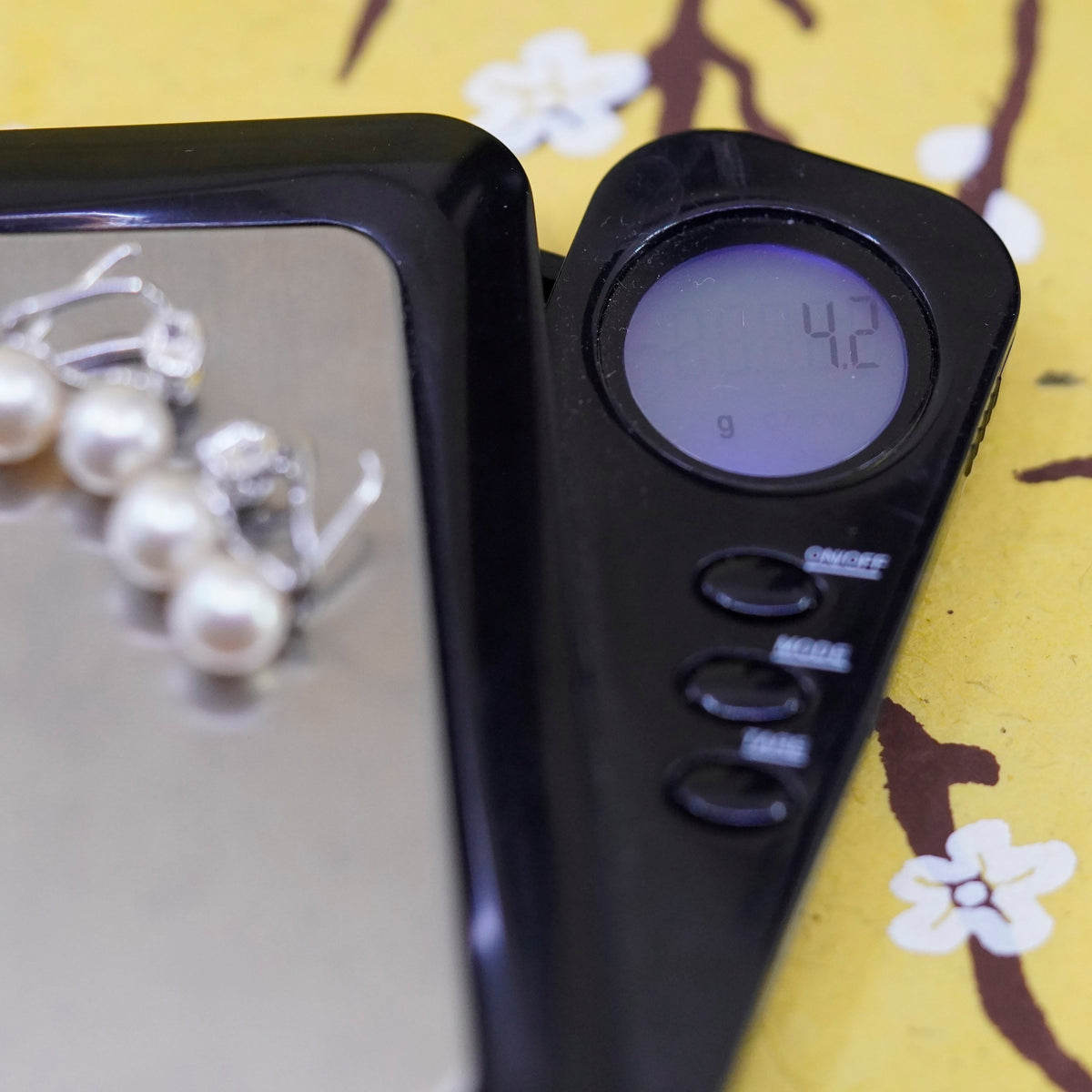 Vintage Sterling silver handmade earrings, 925 studs with pearl