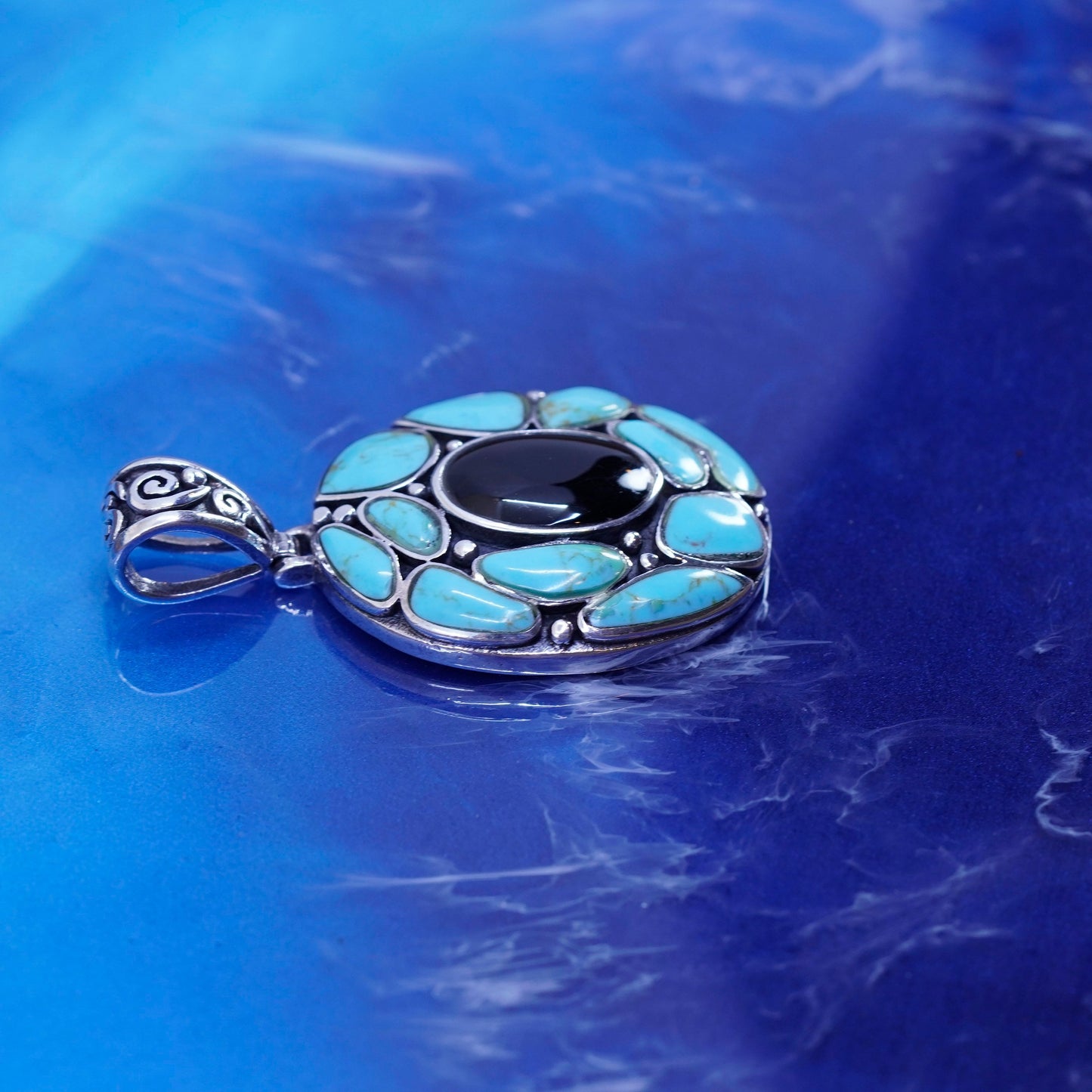 Vintage southwestern Sterling 925 silver handmade pendant with turquoise onyx