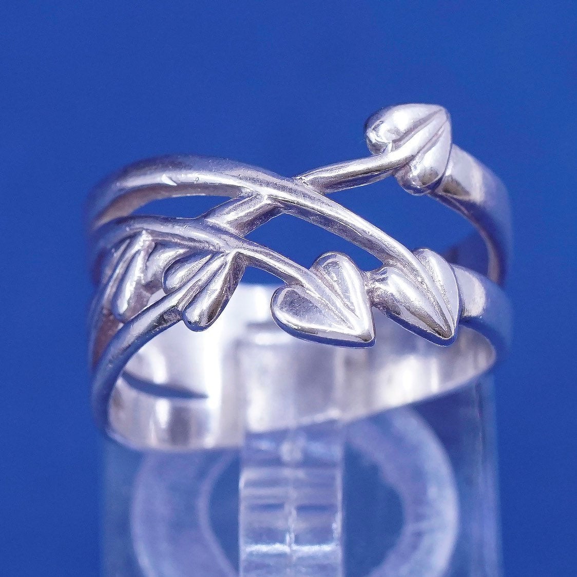Size 7, vtg Sterling silver handmade ring, 925 leaf band