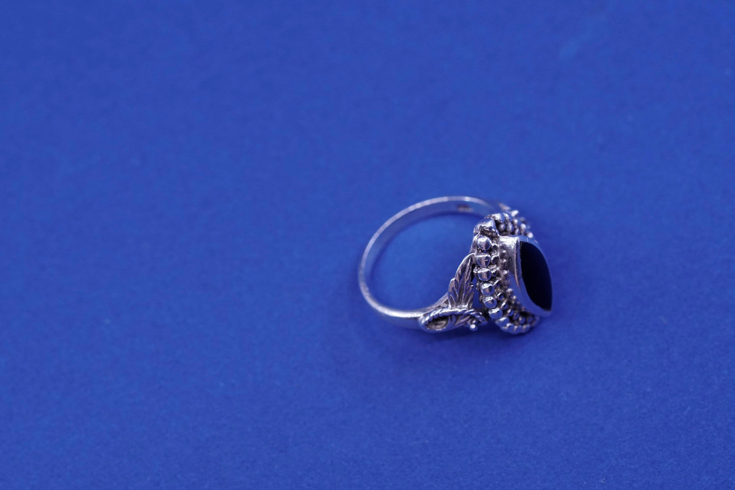 Size 7.25, vintage Sterling 925 silver handmade ring with onyx and beads
