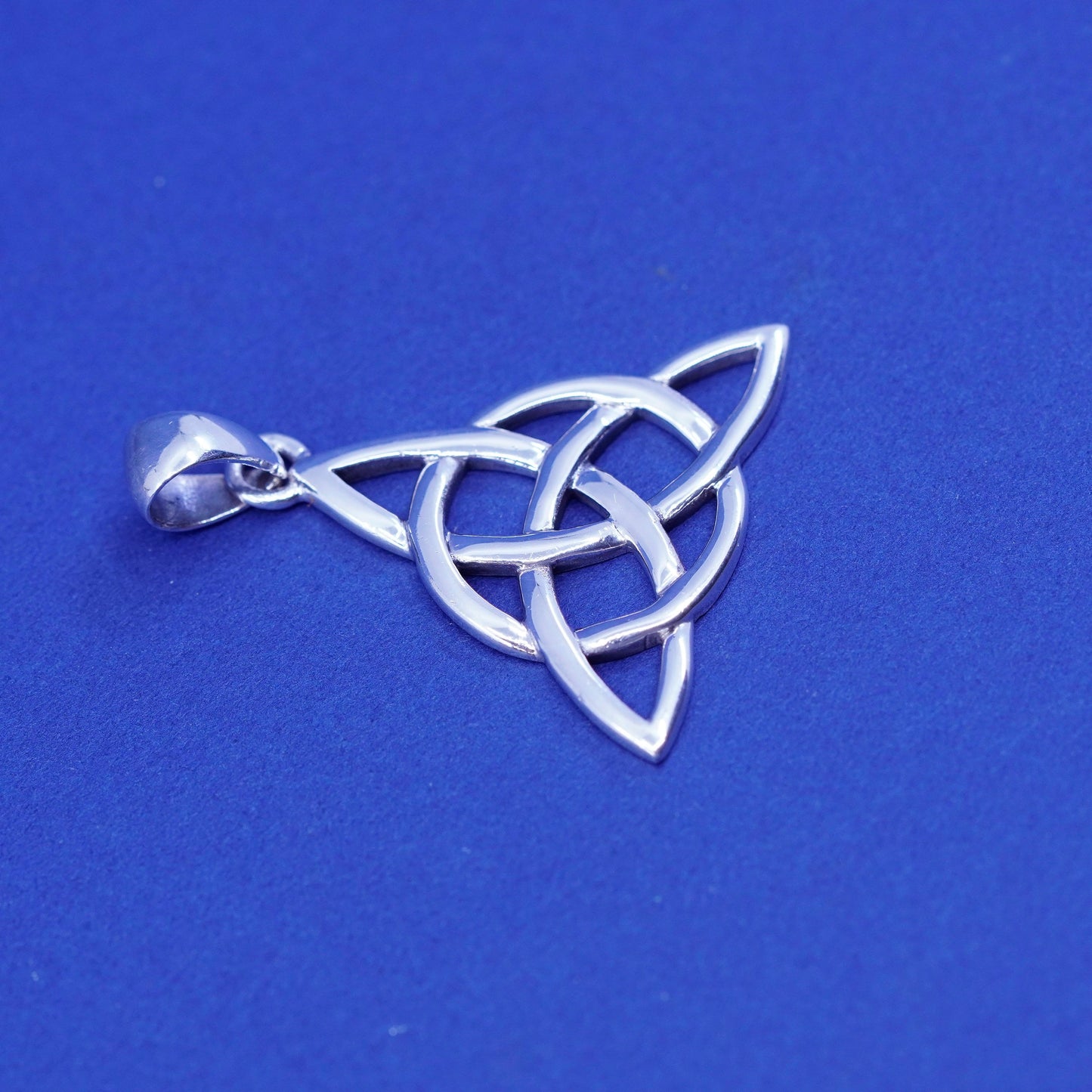 Irish Sterling silver handmade pendant, 925 Celtic knot charm