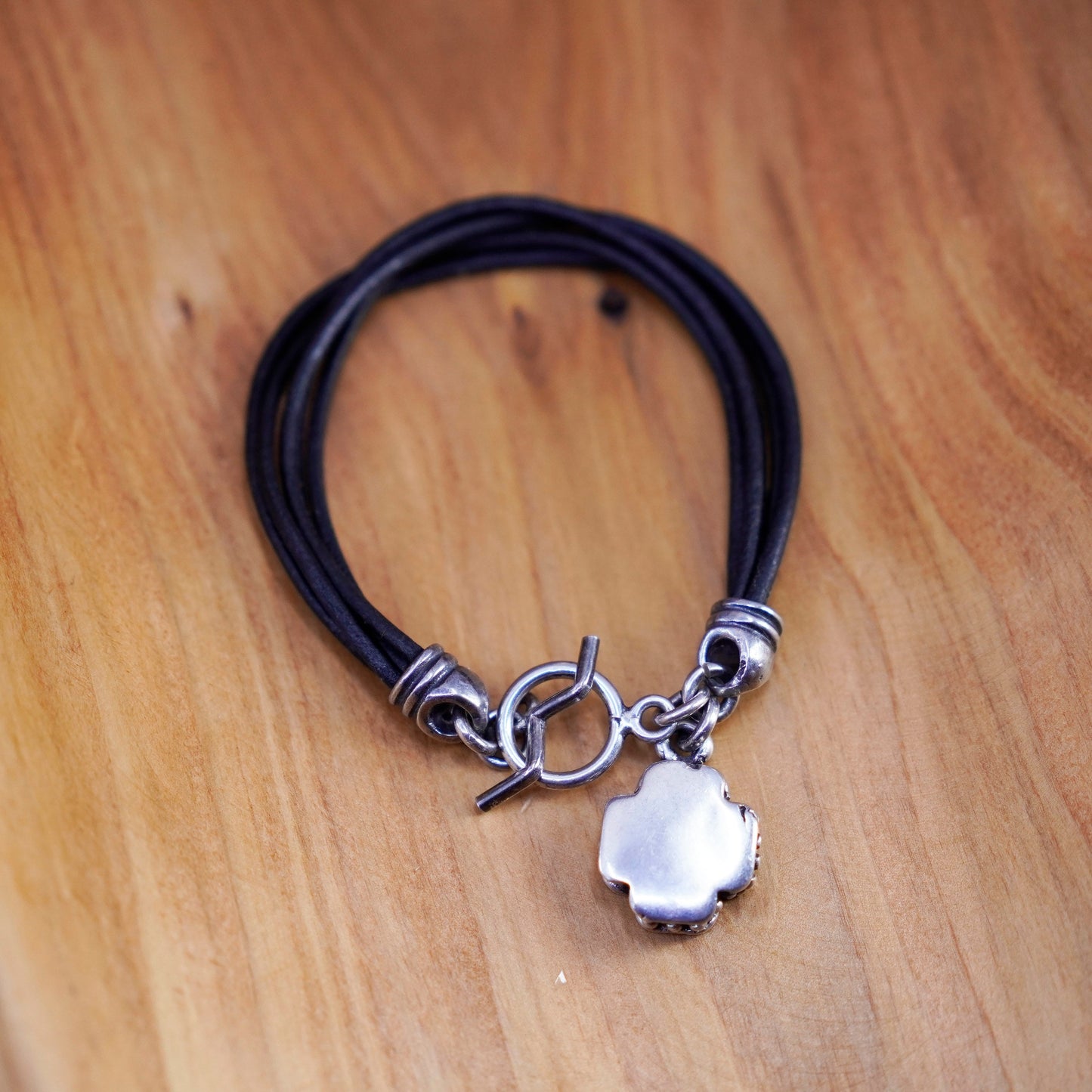 6.75”, Sterling 925 silver bracelet, multi strands leather chain cross charm