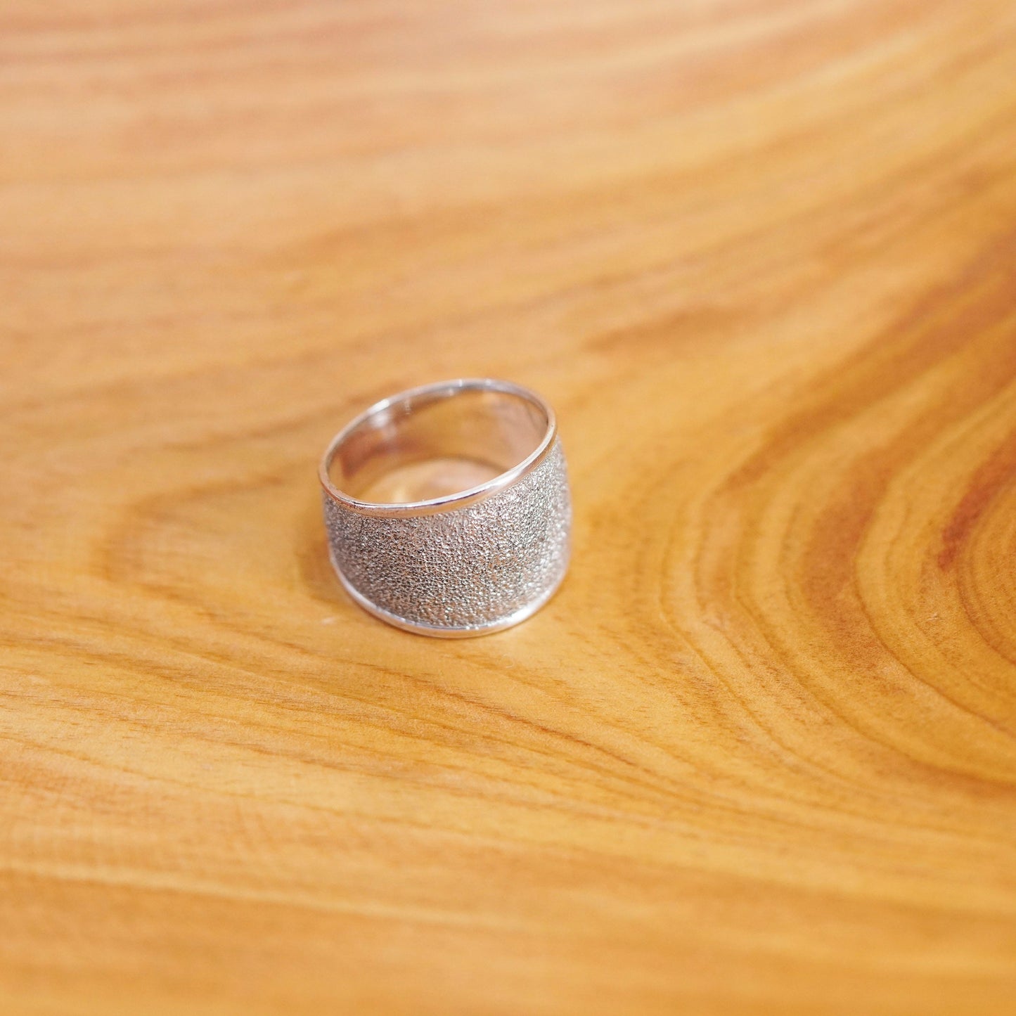 Size 6.75, VTG Sterling silver handmade ring, glittering 925 band, minimalist