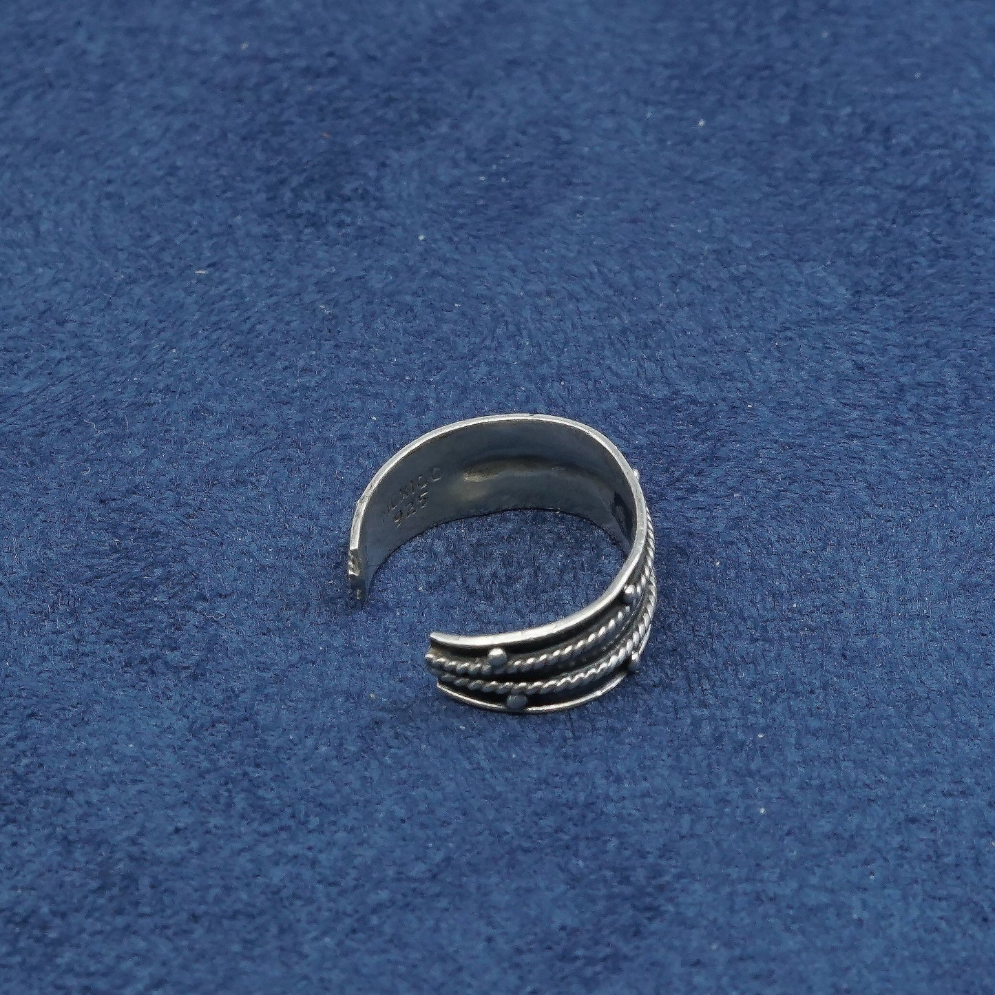 sz 4, vtg mexico Sterling silver handmade band, 925 band w/ bead N cable