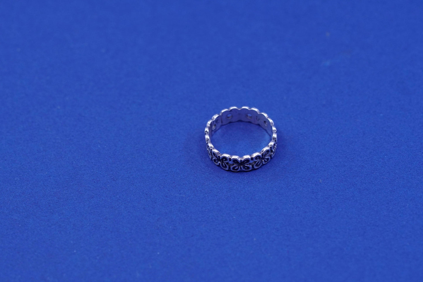 Size 4.25, vintage Sterling silver handmade ring, 925 flower band