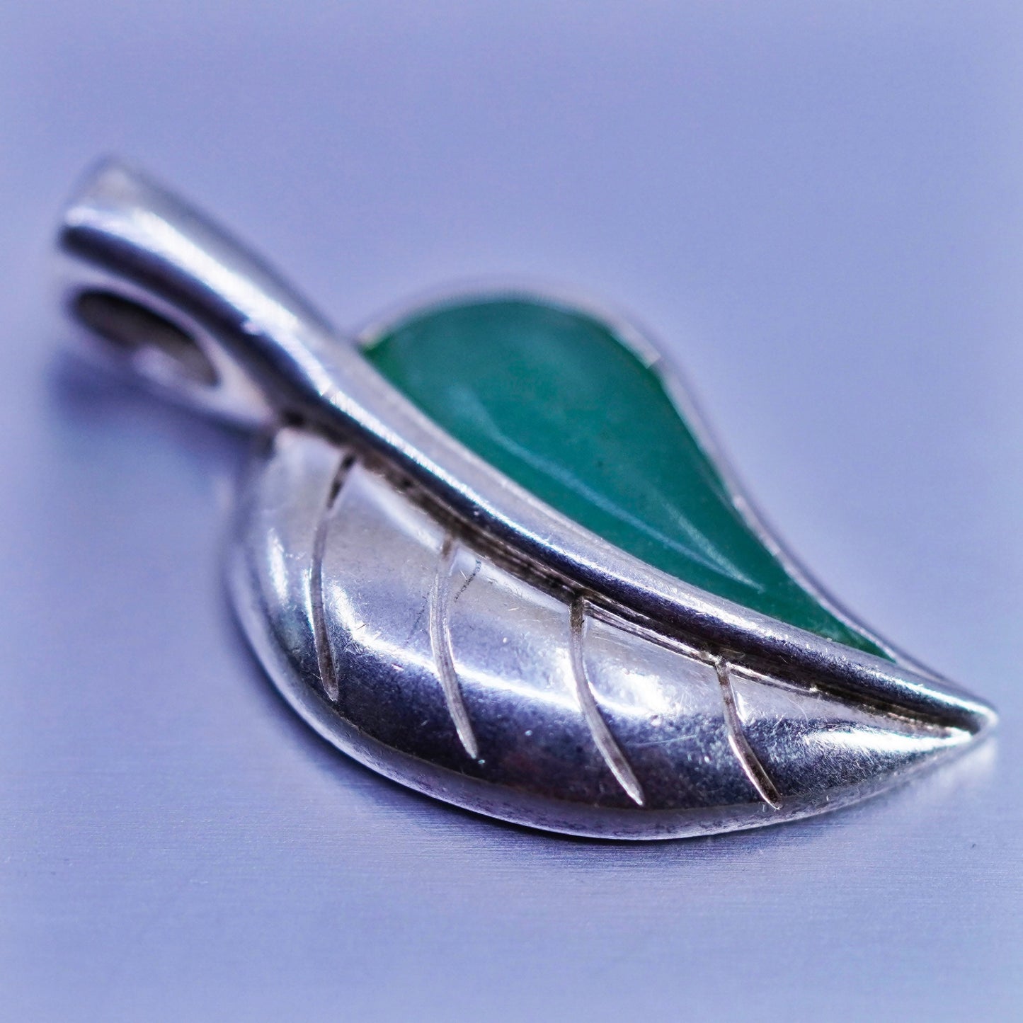 antique sterling 925 silver leaf pendant with green jade