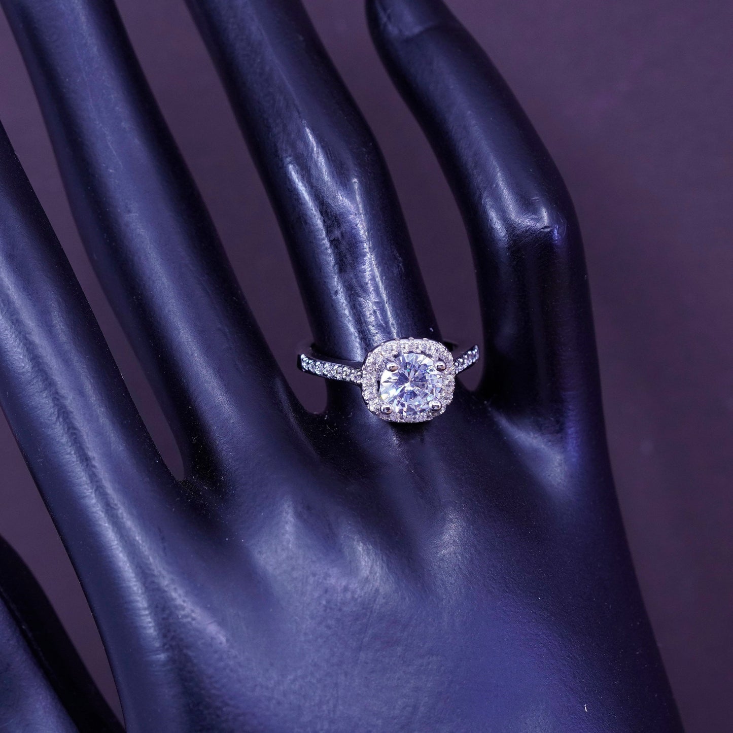 Size 6.25, vintage Sterling 925 silver anniversary ring with clear cz