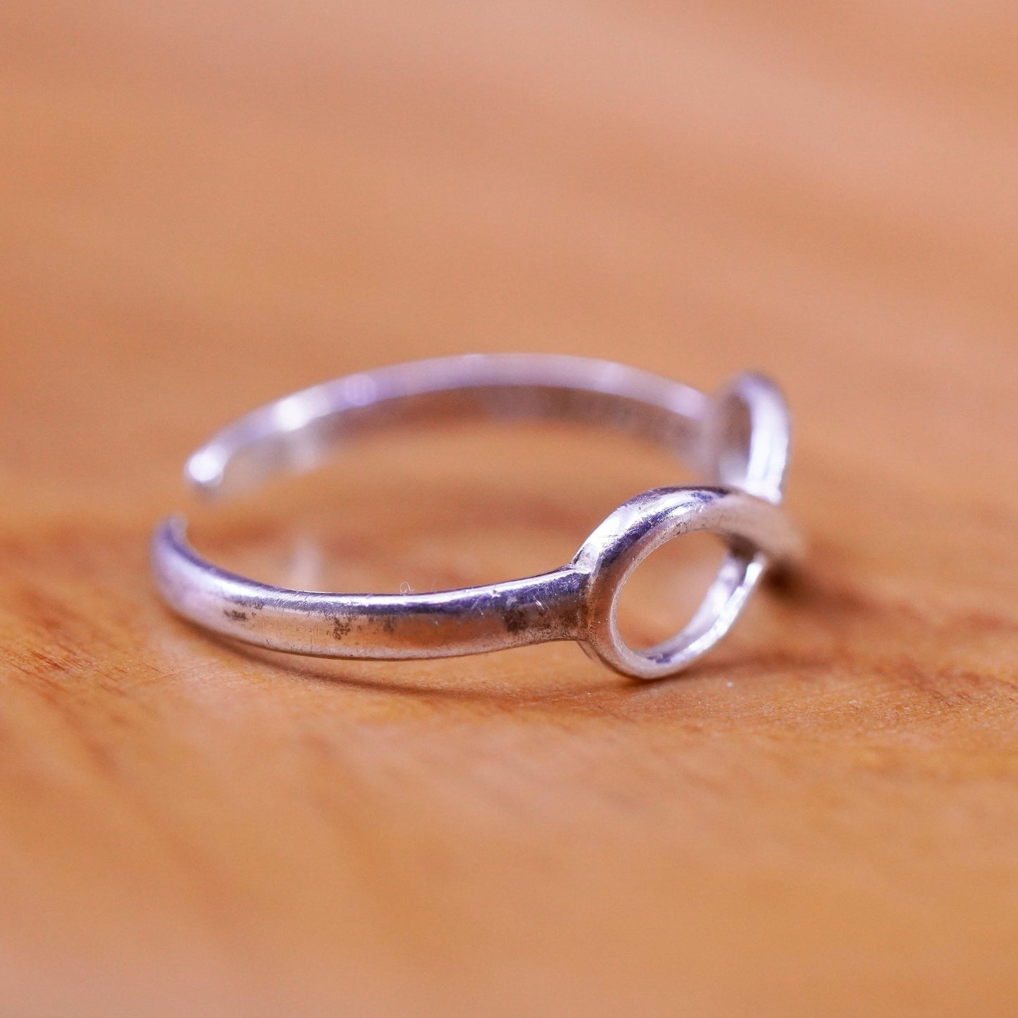 Size 2.5, vintage Sterling silver handmade ring, 925 infinity loop band