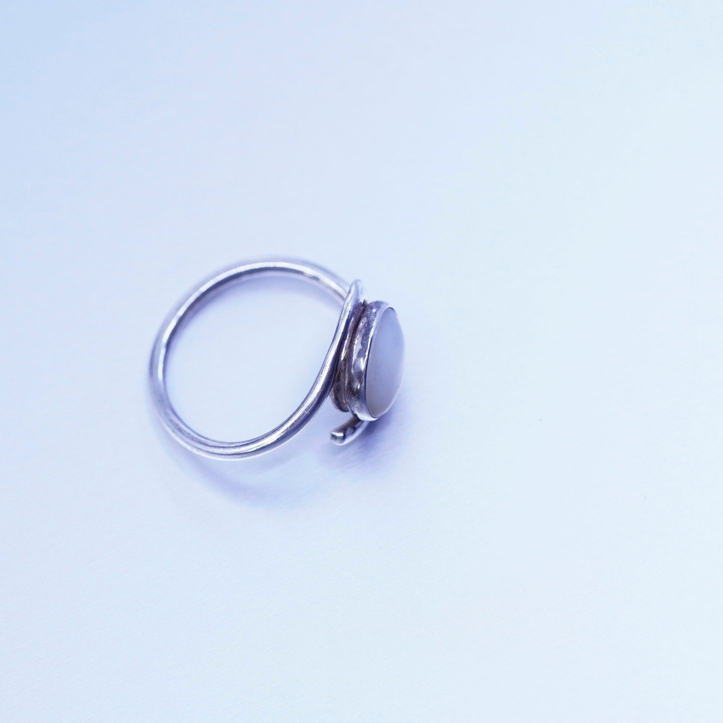 Size 7, vintage Sterling 925 silver handmade wrap ring with moonstone