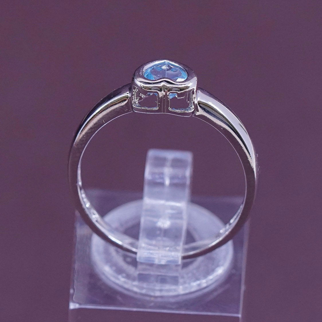 sz 8, vtg sterling silver handmade ring, blue crystal heart 925 band