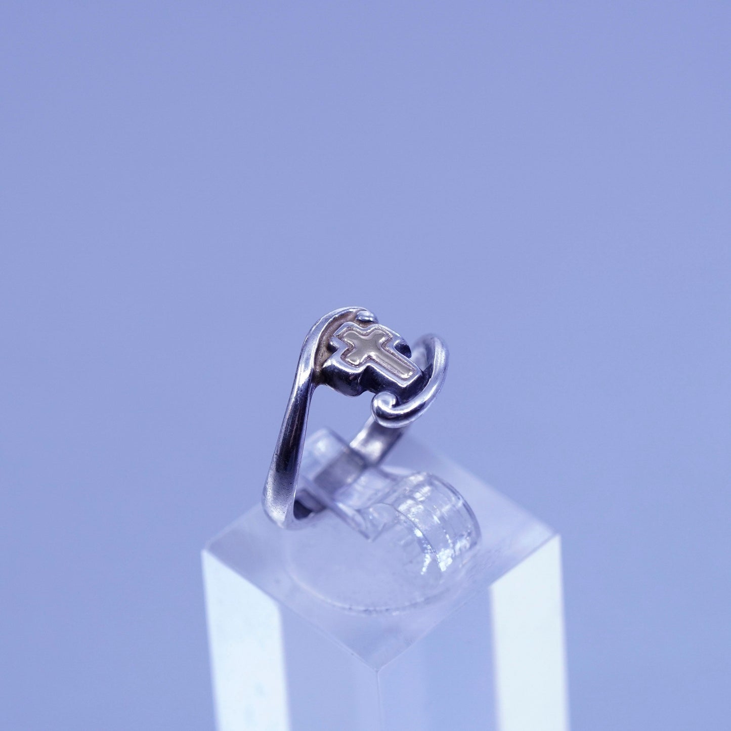 Size 5, vintage southwestern 14K cross Sterling 925 silver handmade ring