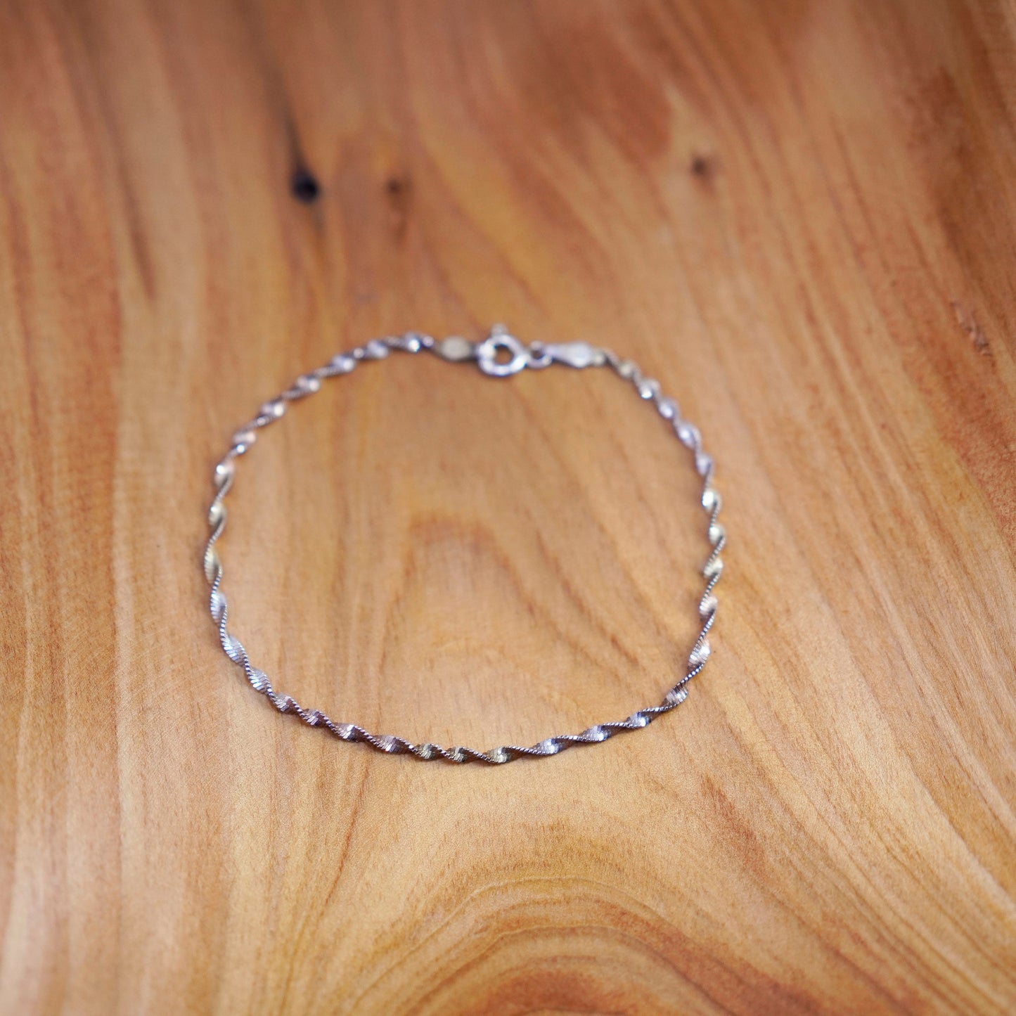7, 2mm, vintage Sterling silver twisted herringbone bracelet, Italy 925 chain