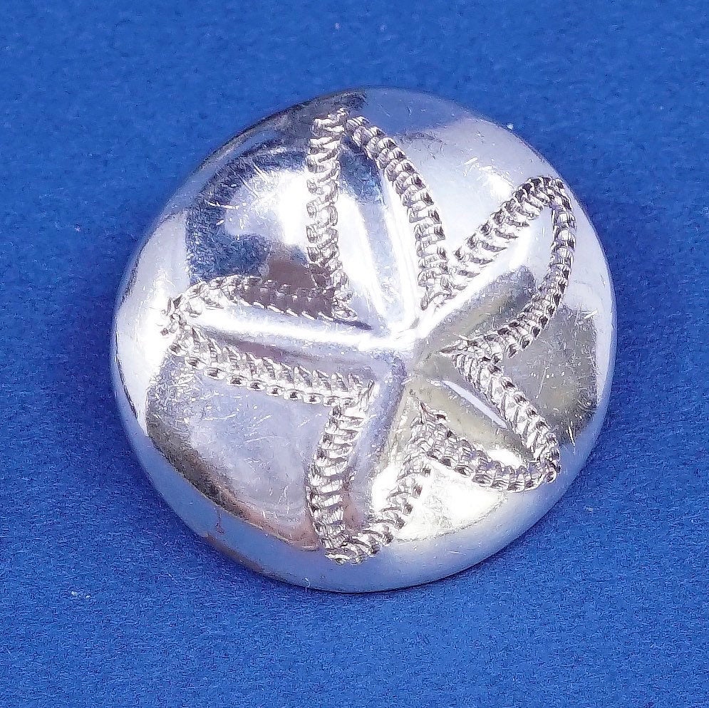 vtg sterling silver handmade earrings, mexico 925 clip on sand dollar