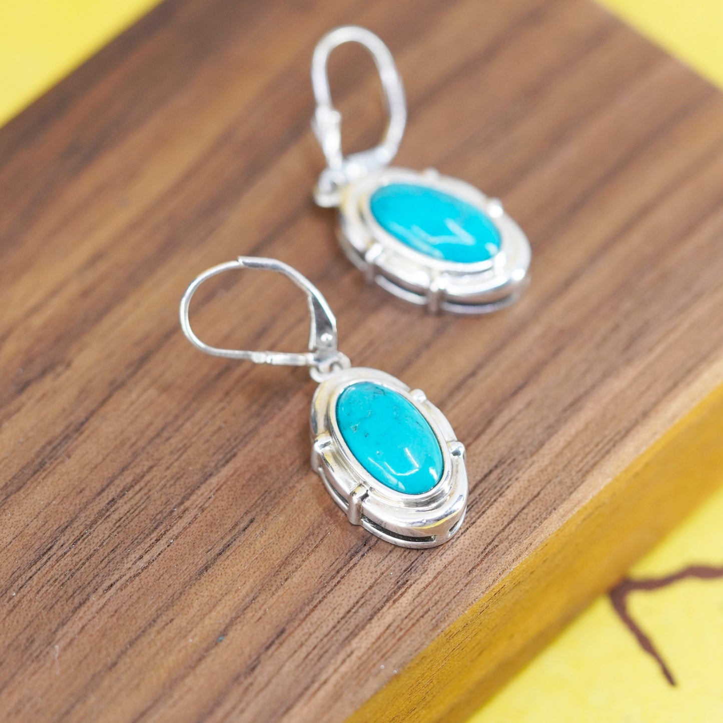Vintage Sterling 925 silver handmade oval earrings with turquoise