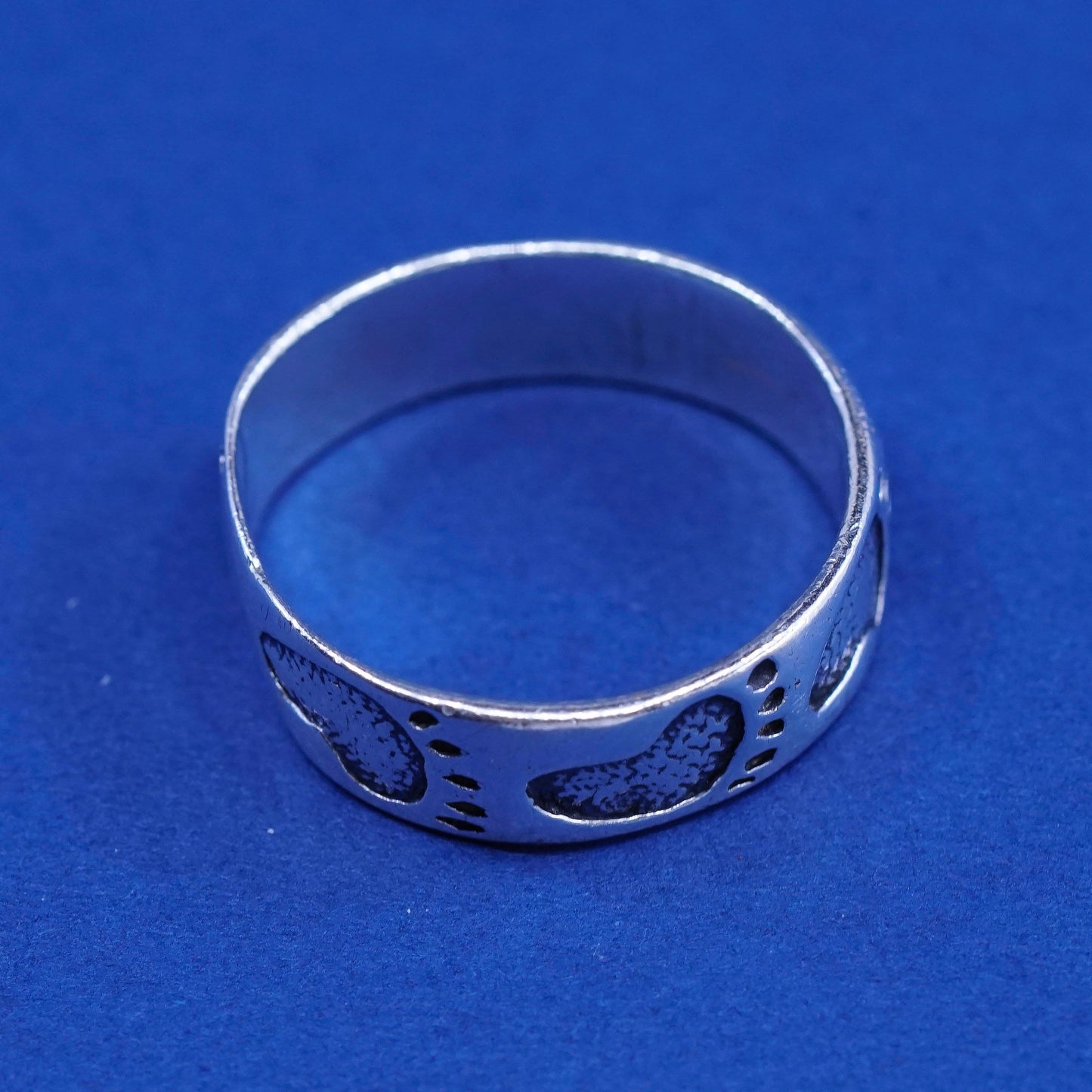 Size 9, vintage sterling silver handmade ring, 925 band with footprint
