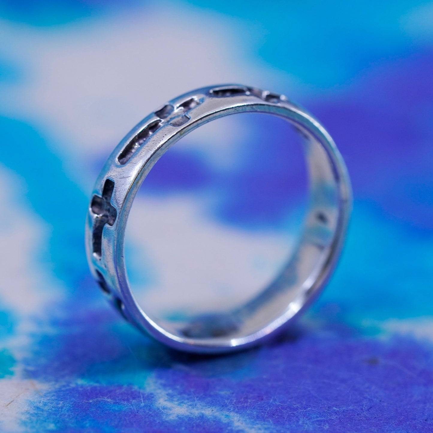 sz 6, vintage Sterling silver handmade ring, stackable 925 cross embossed band
