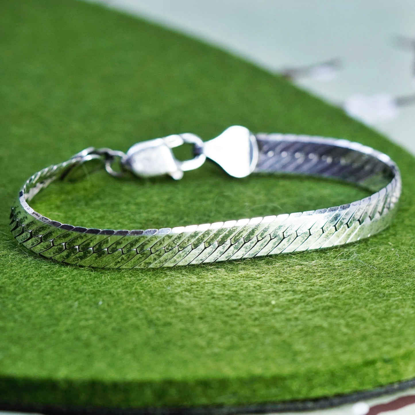 7”, 8mm, Vintage sterling silver herringbone bracelet, 925 chain