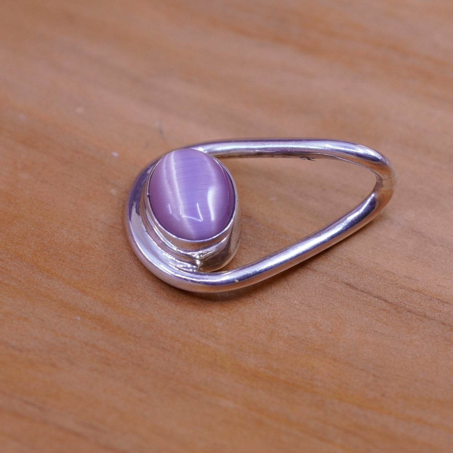Vintage Mexico Sterling 925 silver handmade pendant with purple cat’s eye