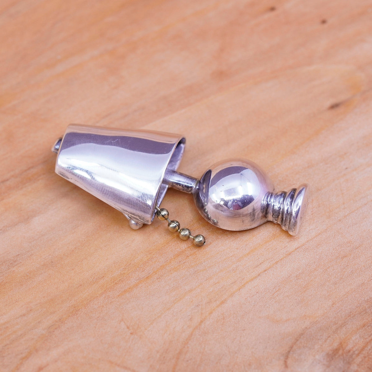 Vintage mexico handmade sterling 925 silver lamp brooch