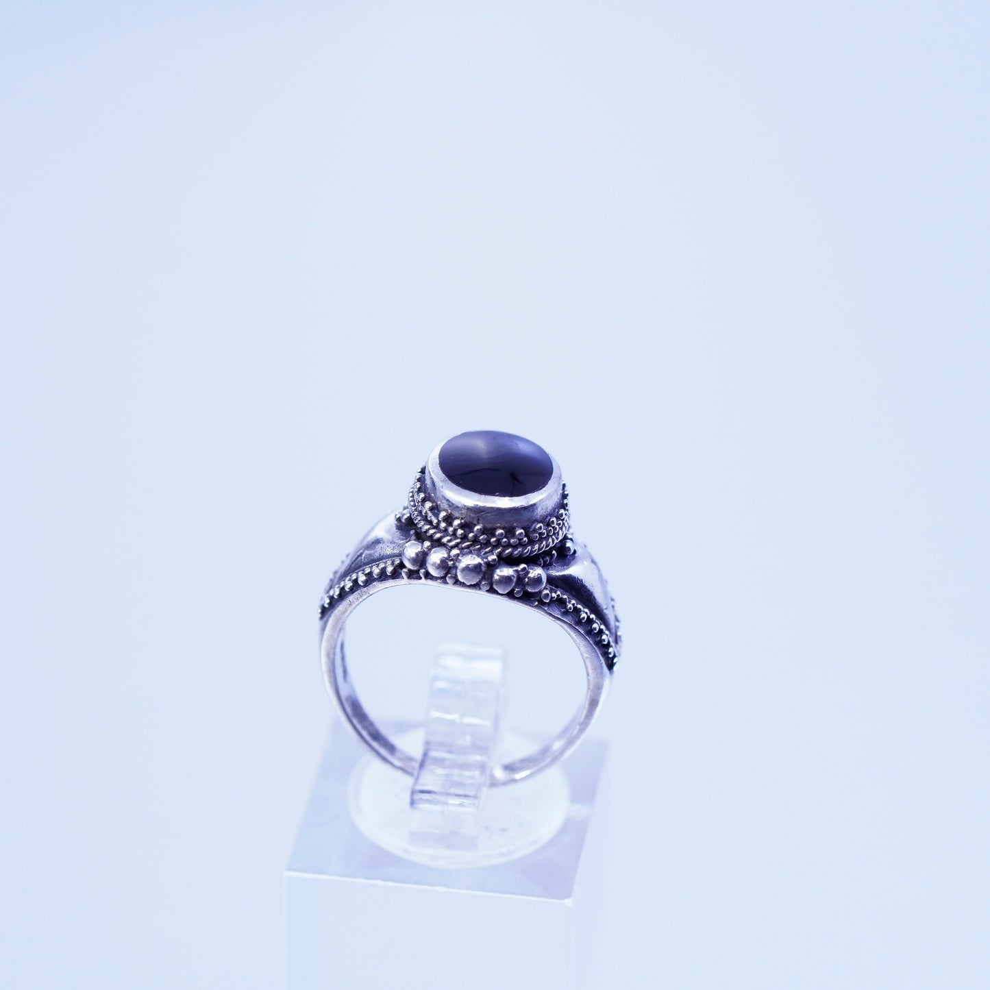 Size 7, vintage bali Sterling 925 silver handmade ring with onyx and beads