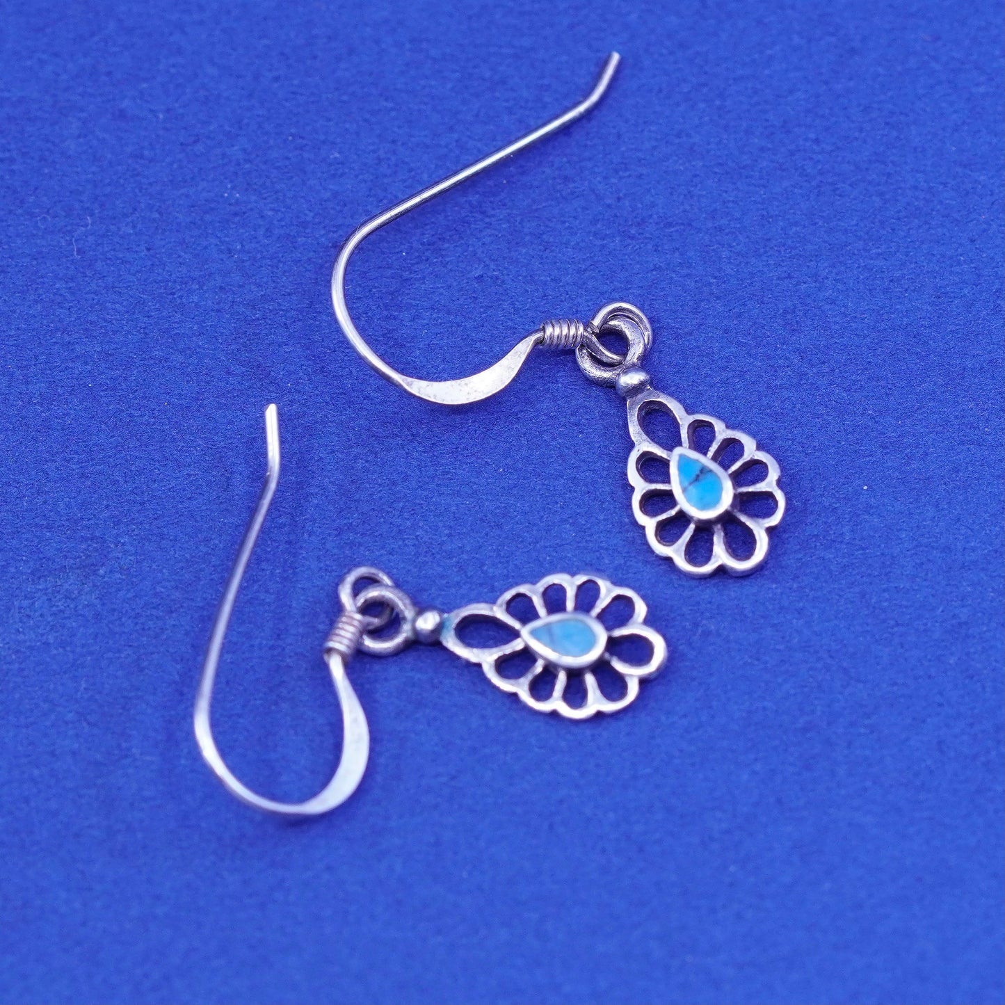 Vintage Sterling 925 silver handmade earrings with teardrop turquoise