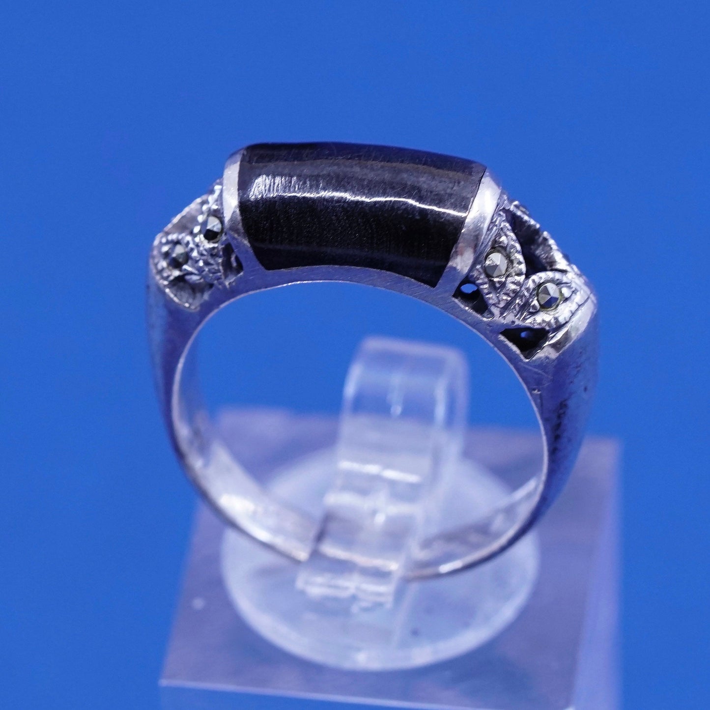 sz 8, vtg Sterling 925 silver handmade ring with black onyx and marcasite
