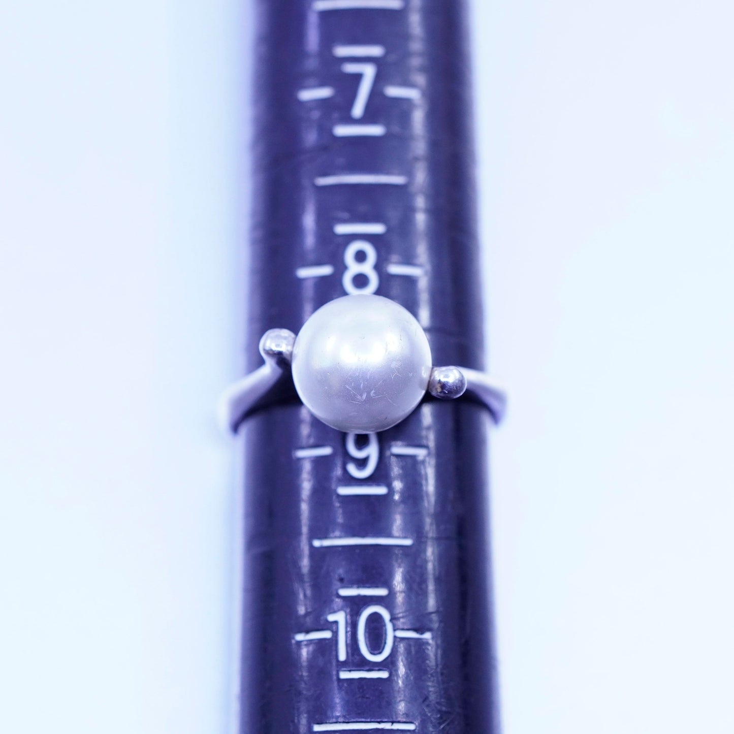 Size 8.5, vintage Sterling 925 silver handmade ring with pearl