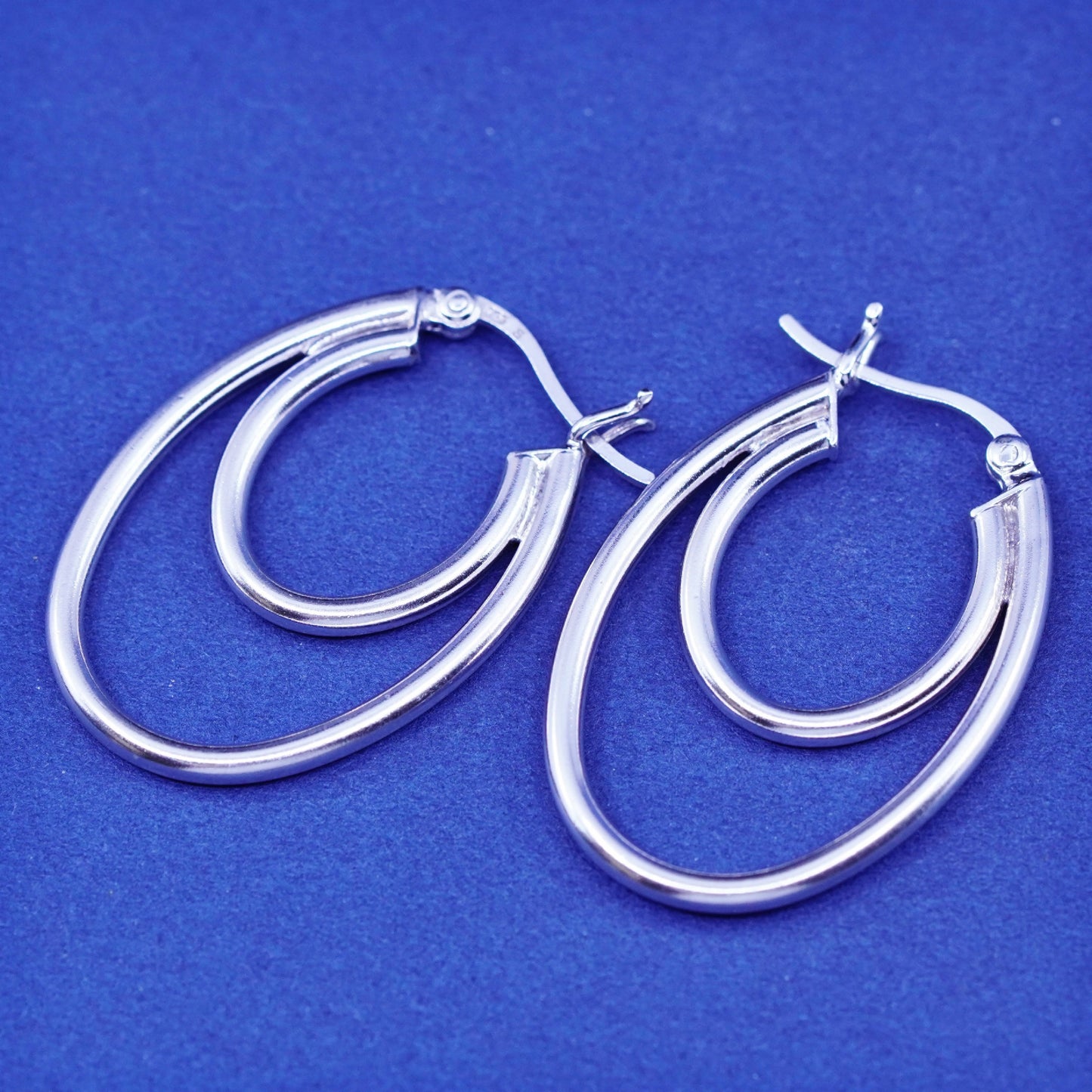 1.25”, vintage Sterling silver handmade oval hoop earrings, Modern 925 huggie