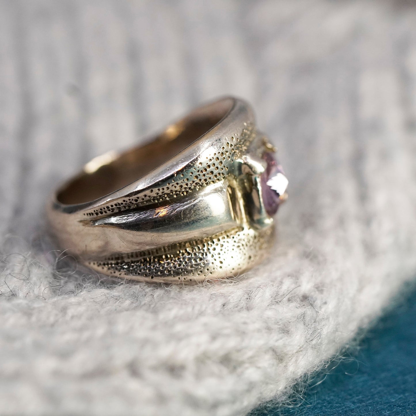 Size 5, vintage Sterling 925 silver handmade ribbed ring with amethyst