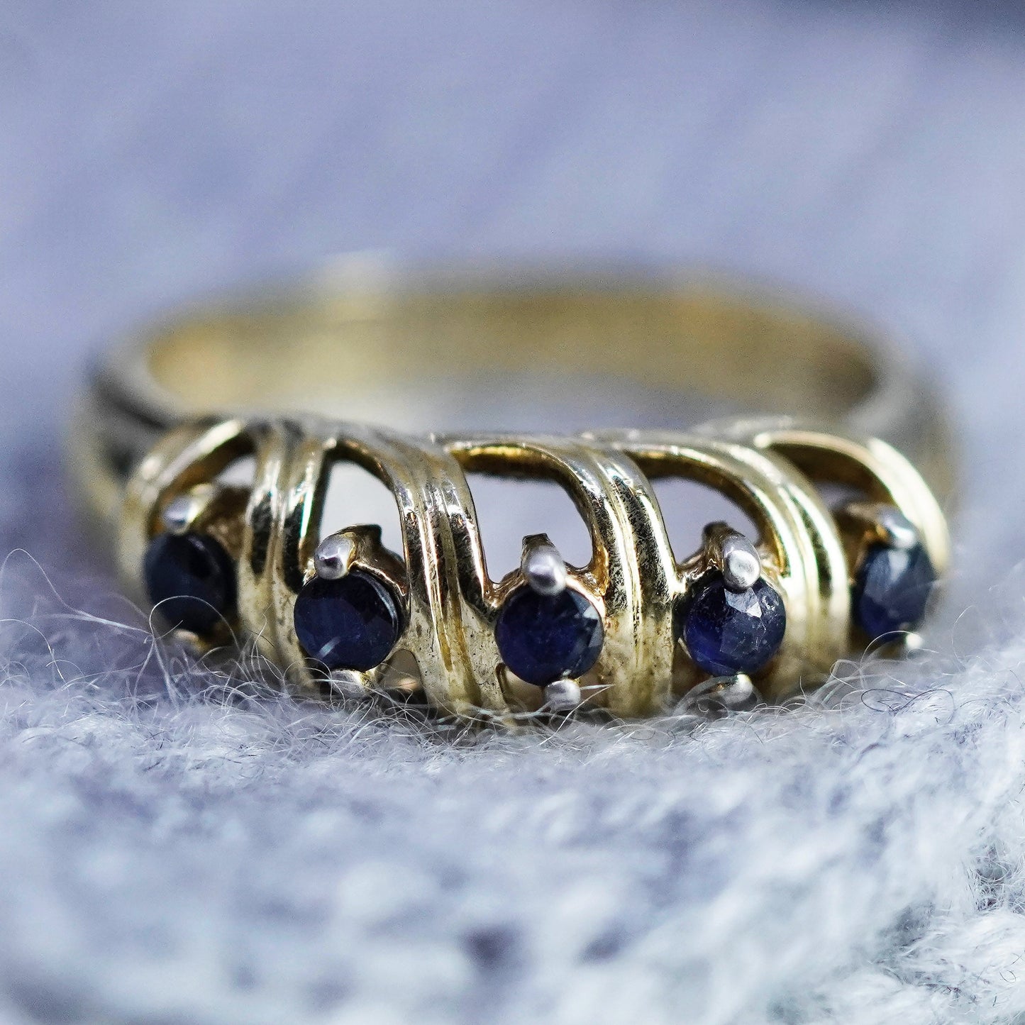 Size 8.25, vintage vermeil gold filled Sterling 925 silver ring with sapphire