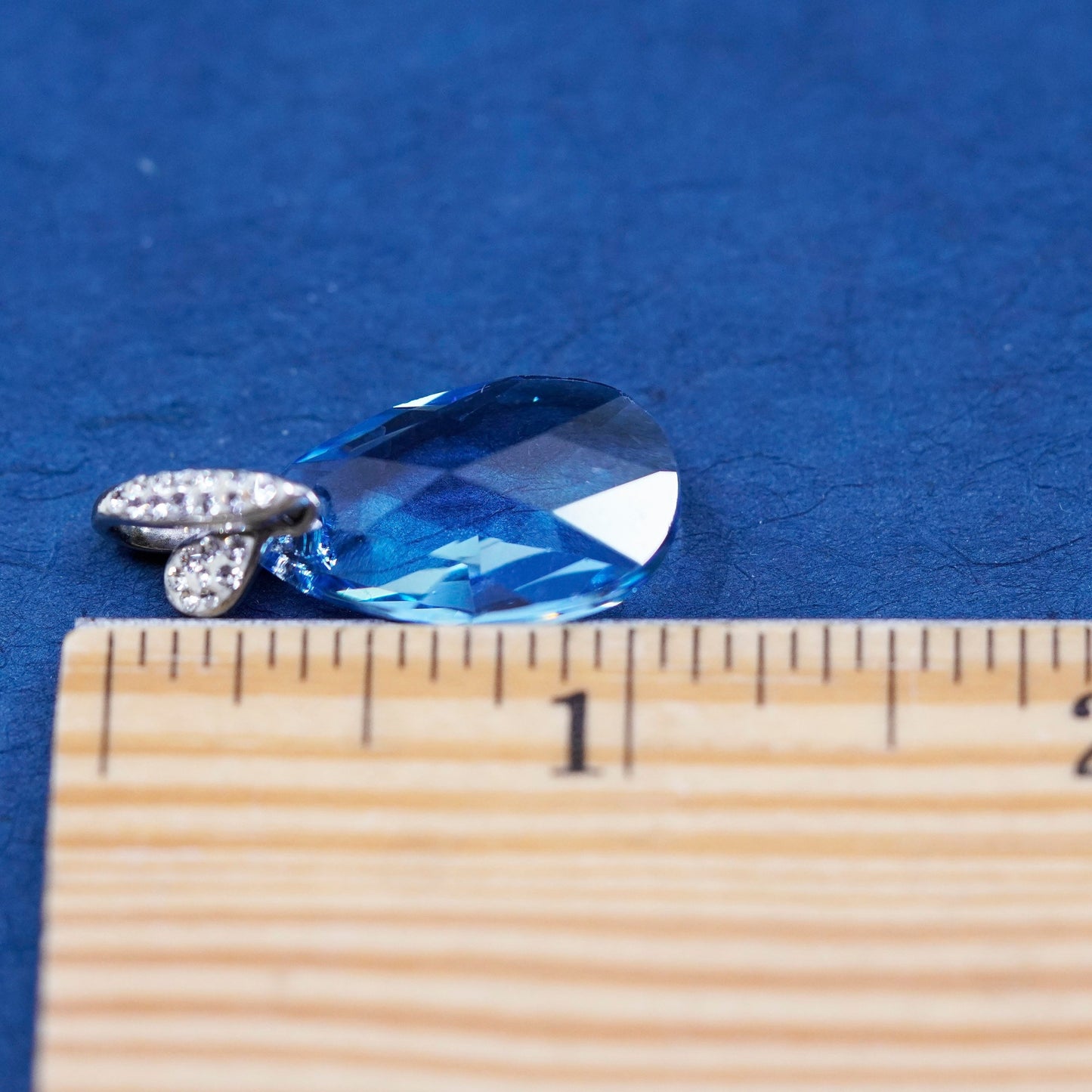 Vintage AU sterling silver handmade 925 pendant with teardrop blue crystal