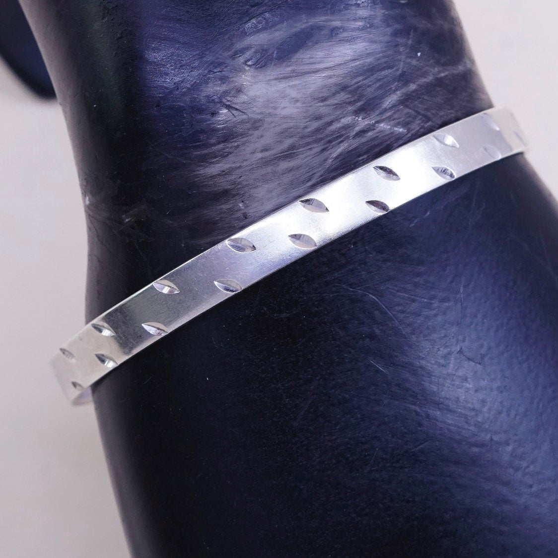 6.75”, vtg southwestern Sterling silver bracelet, modern handmade 925 cuff