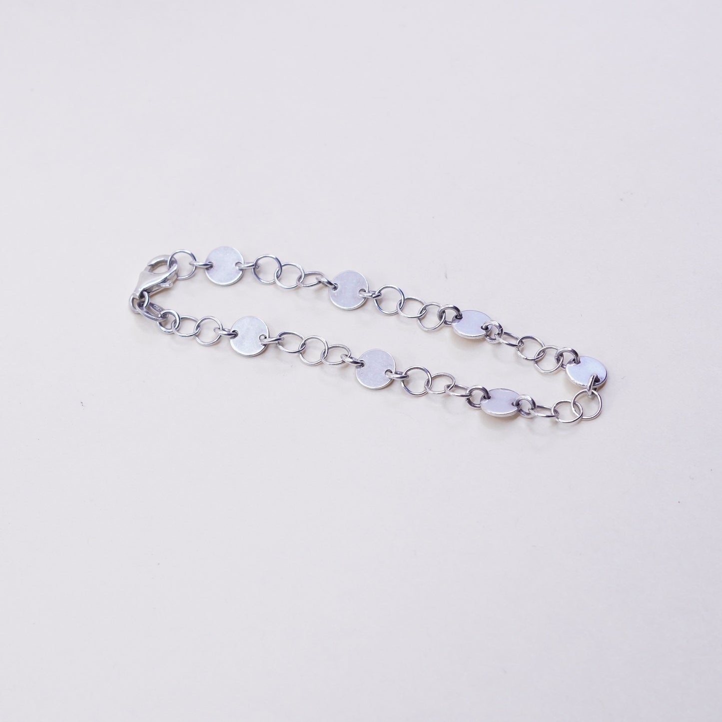 7”, Vintage sterling 925 silver circle link charm bracelet with circle disc
