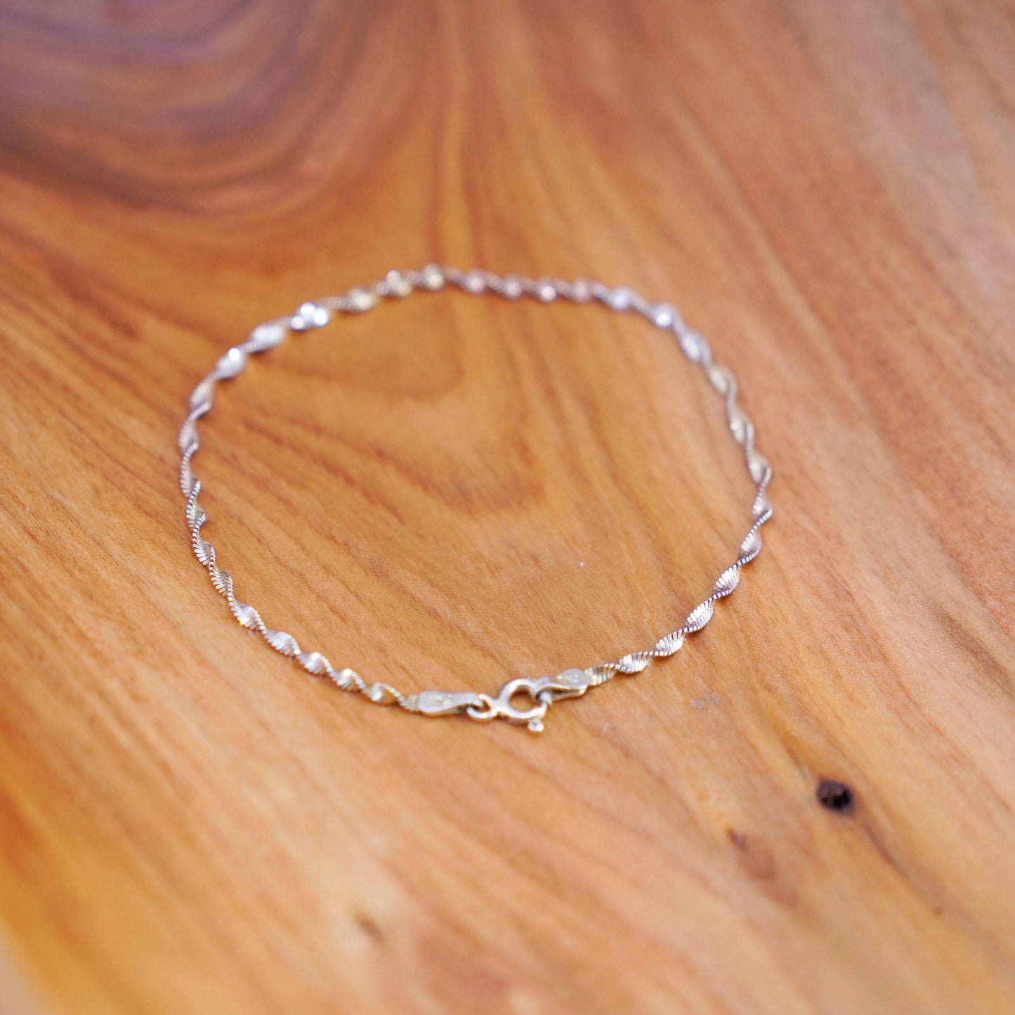 7, 2mm, vintage Sterling silver twisted herringbone bracelet, Italy 925 chain