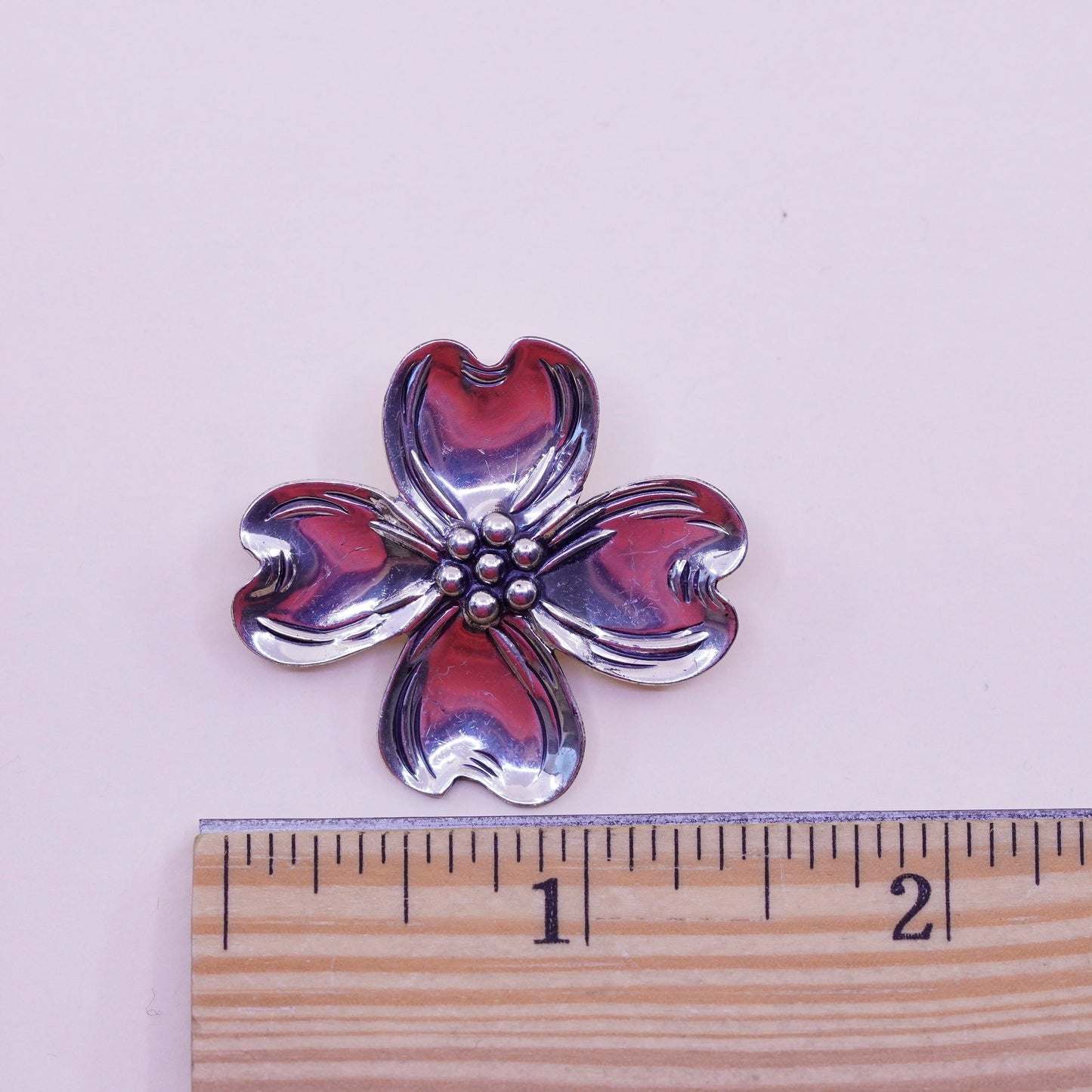 Vintage sterling silver dogwood flower shaped brooch, 925 pin