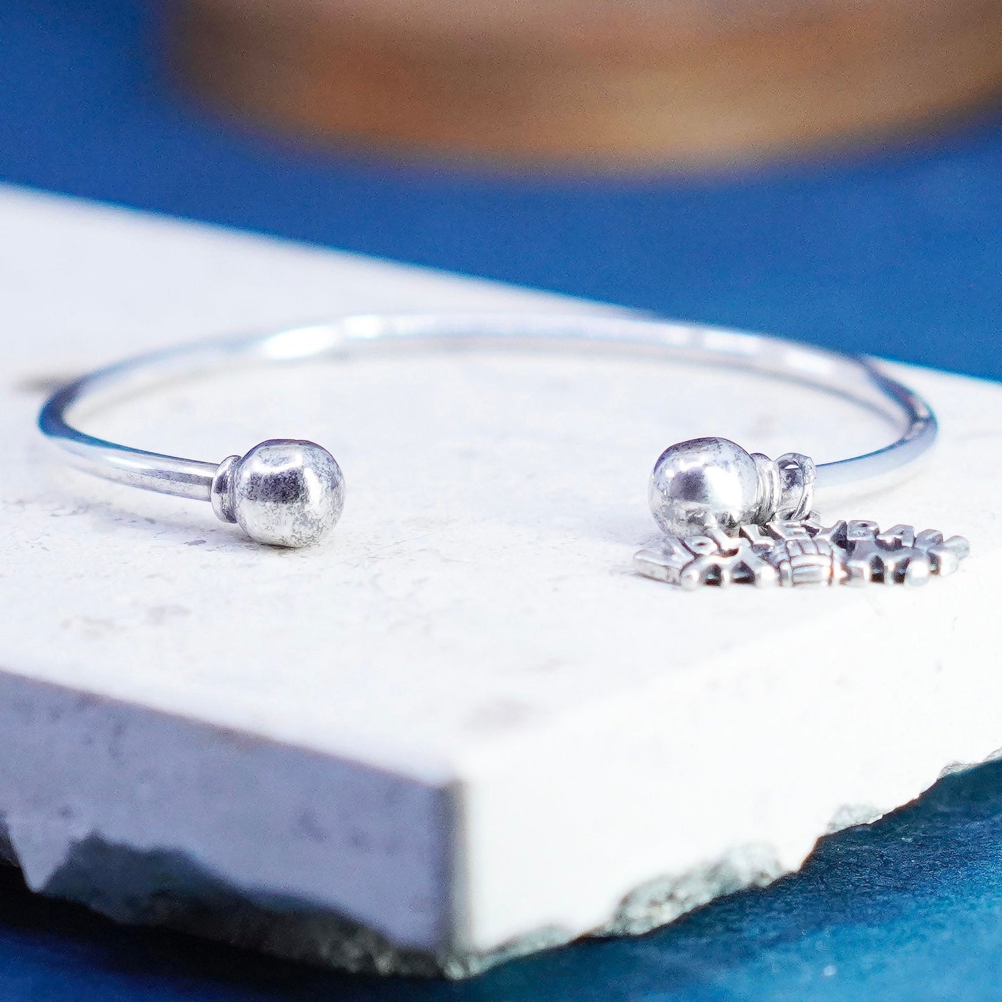 7.25” Sterling silver bracelet, Mexico 925 charm cuff “volleyball mom” charm