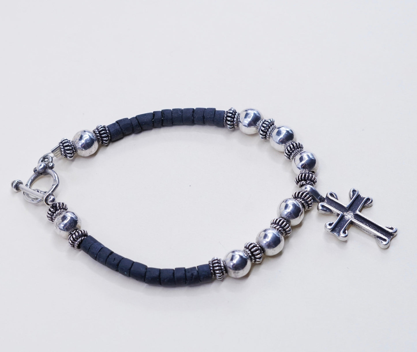 7.75”, vtg southwestern leather sterling 925 silver handmade bracelet w/ beads