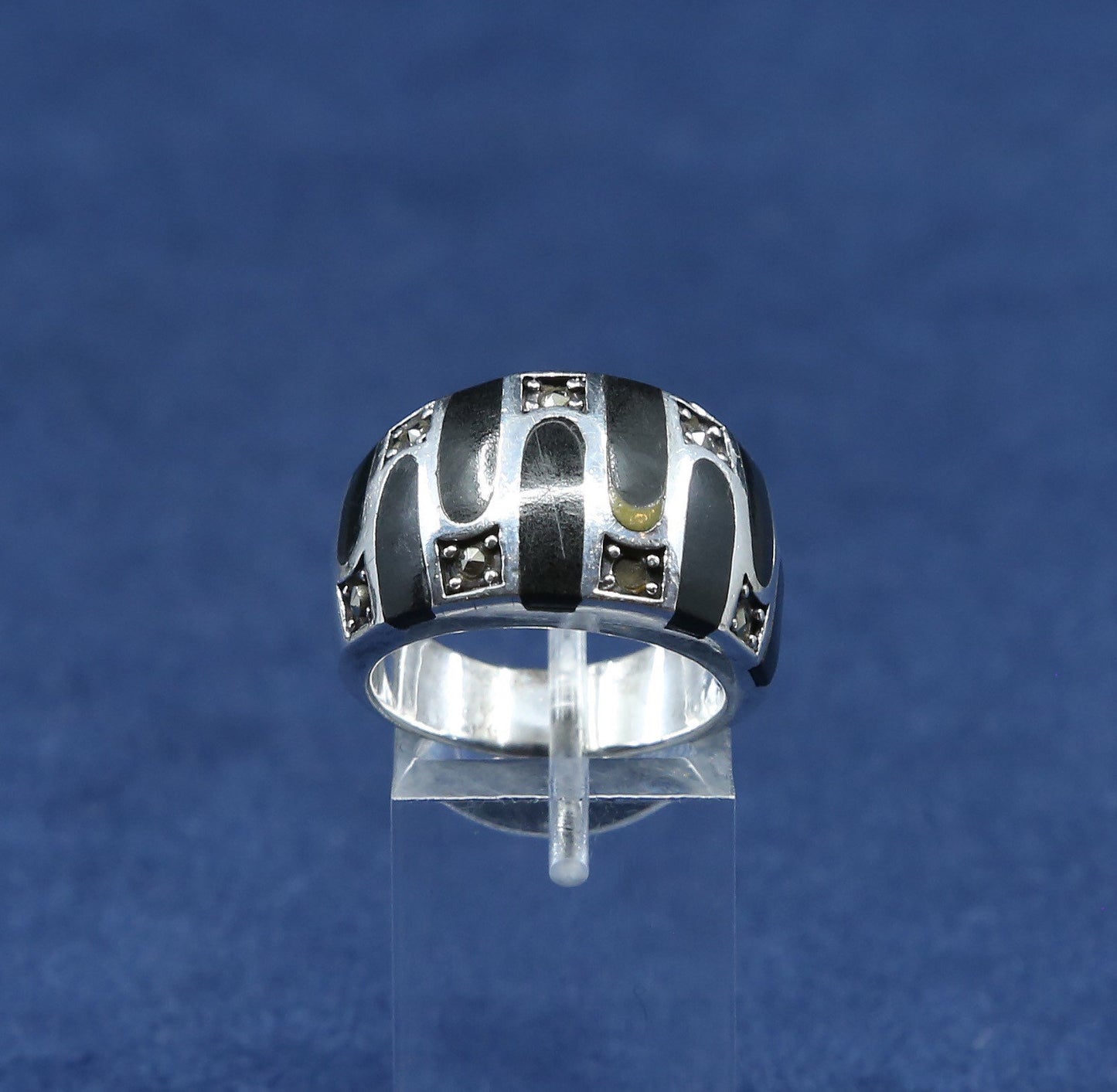 sz 8.25, vtg sterling silver handmade ring, 925 w/ obsidian N marcasite