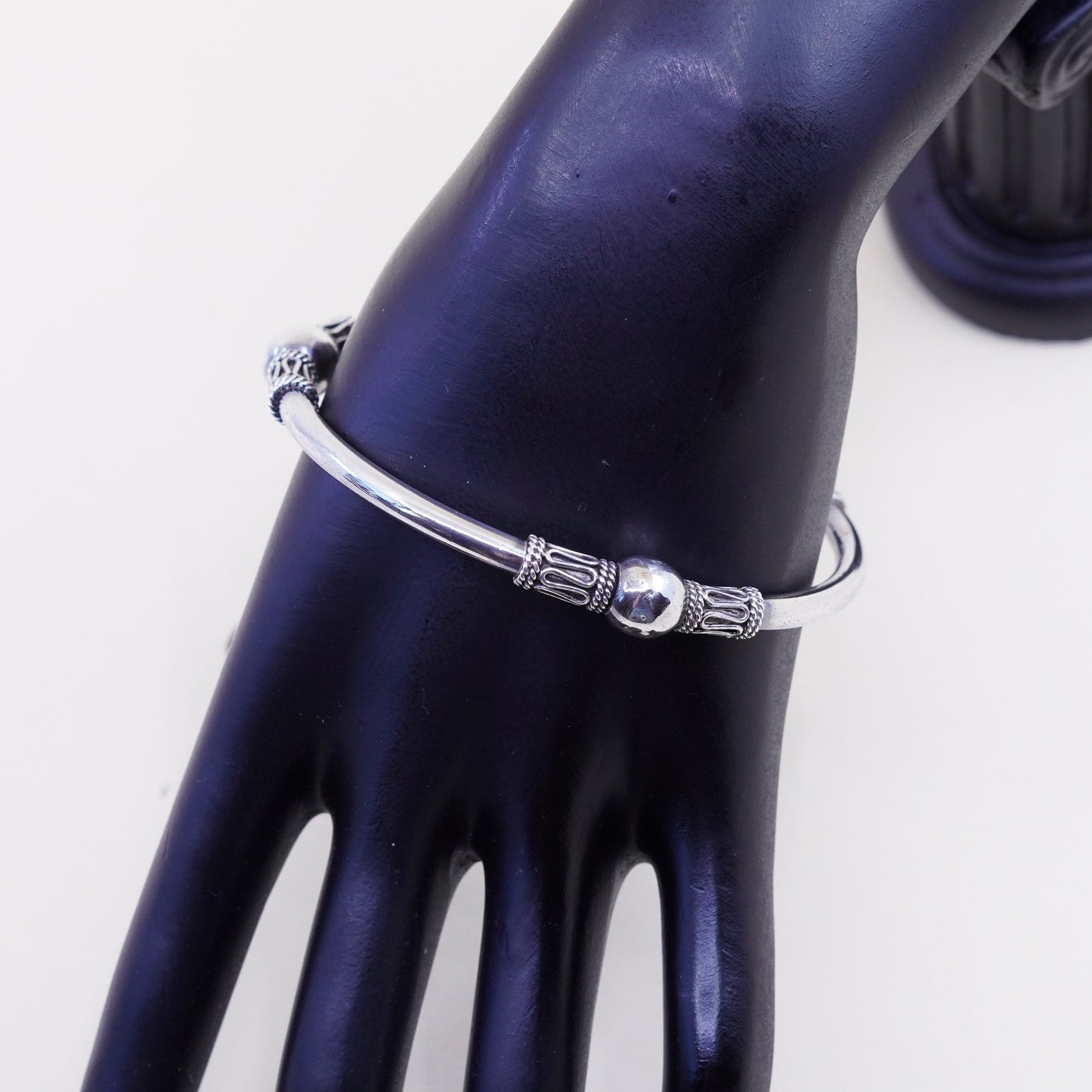 7.75”, vintage bali BA suarti sterling 925 silver handmade bracelet, bangle