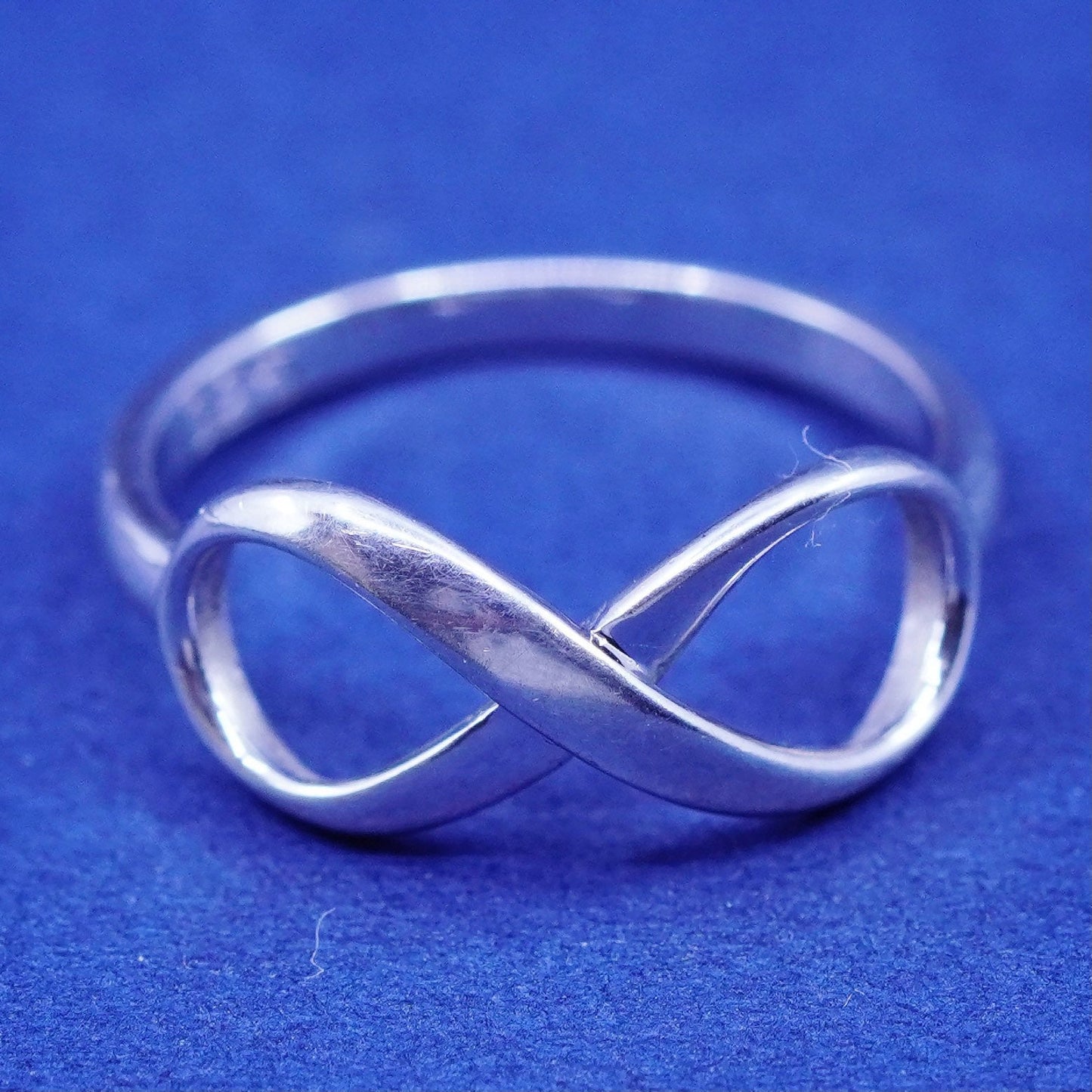 Size 5, vintage sterling silver handmade ring, 925 infinity twisted band