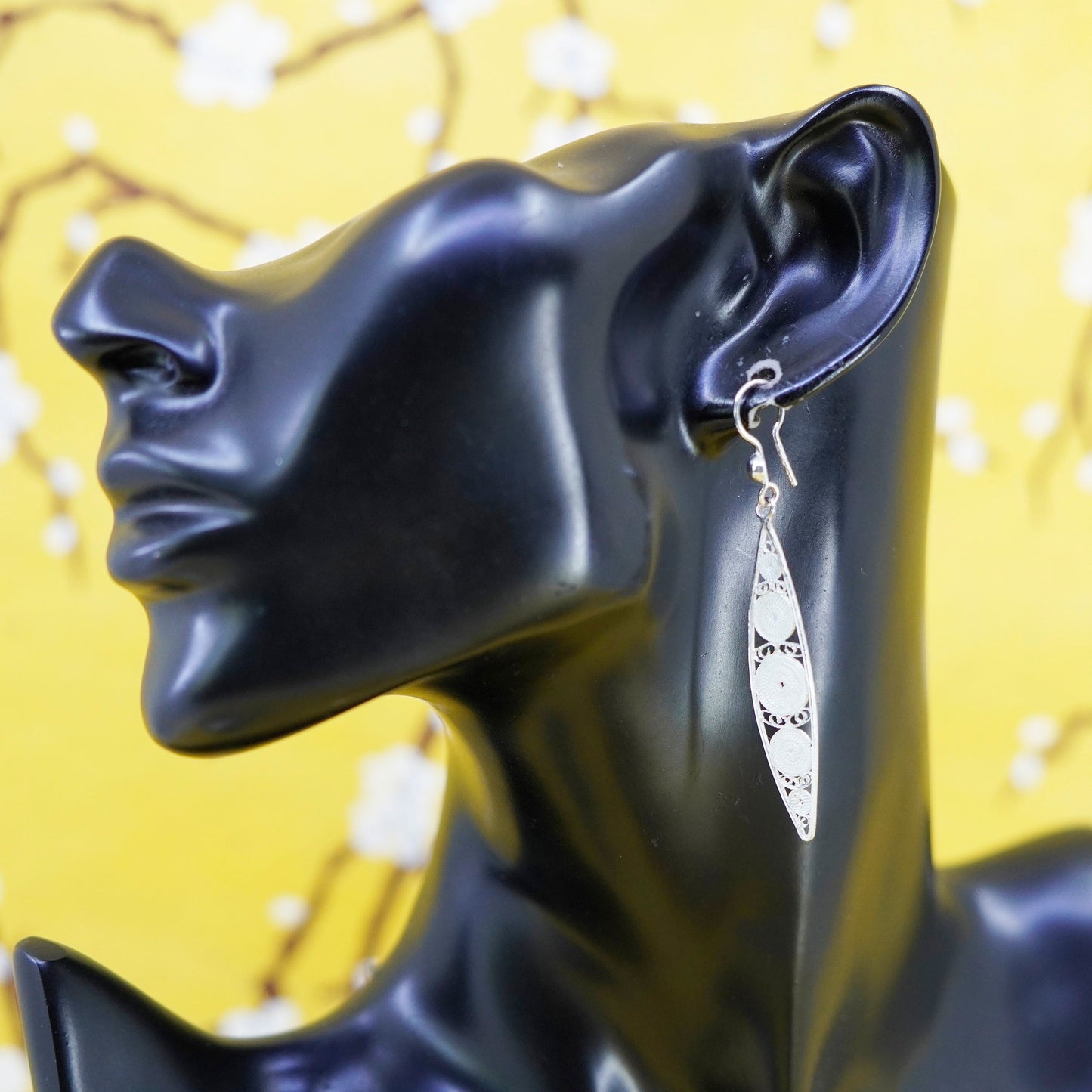 Vintage Sterling silver handmade earrings, 925 Filigree marquise shaped dangle