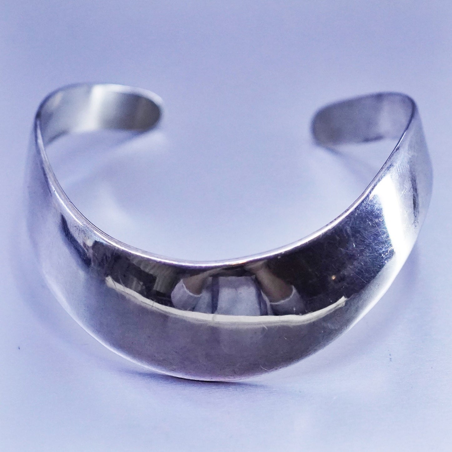 6.25”, Vintage Sterling 925 silver handmade bracelet, v shaped cuff