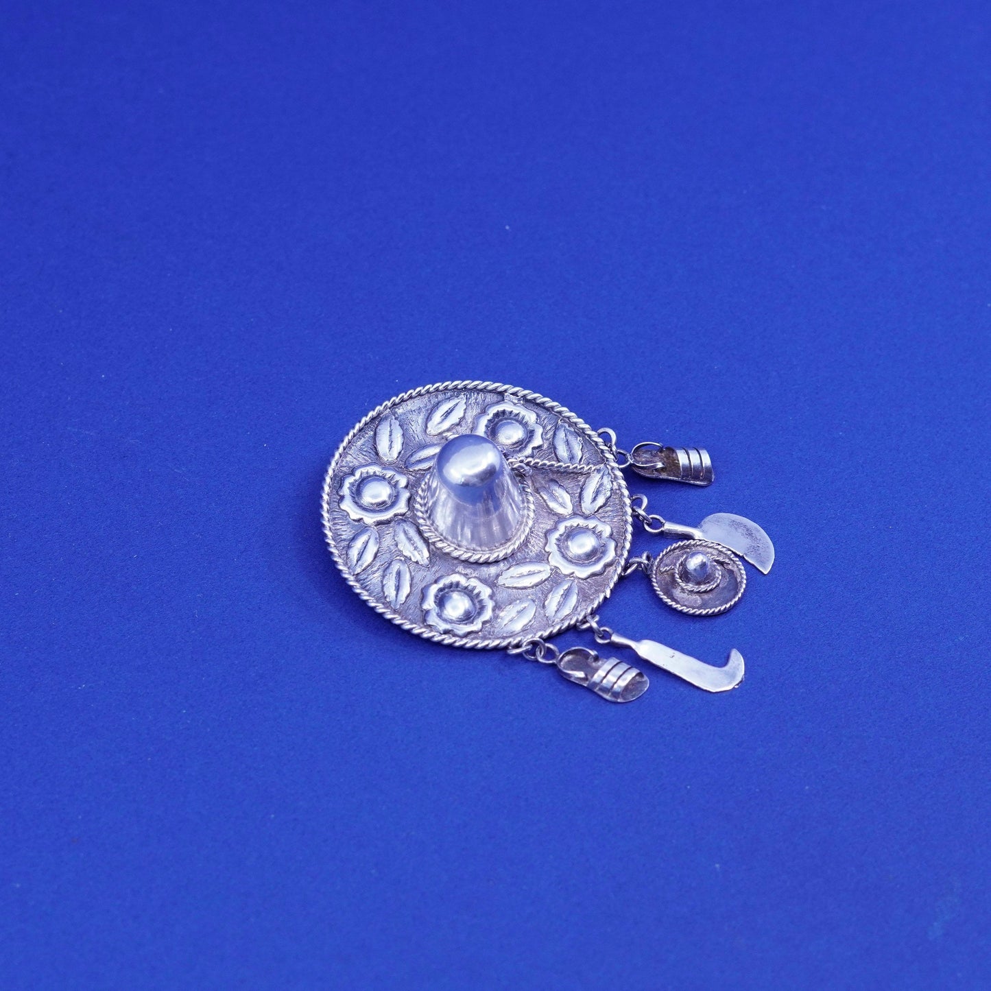 Vintage sterling silver handmade brooch, 925 Mexico Sombrero Hat worn charms